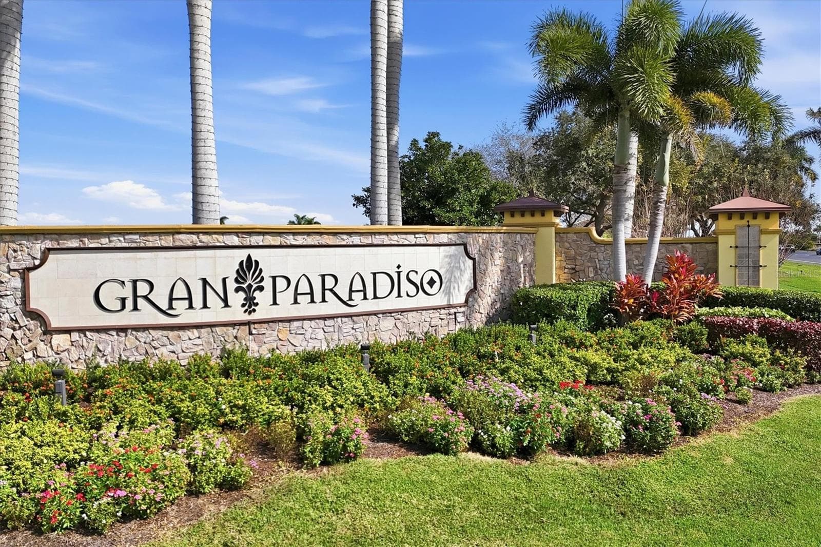 Single Family Residence at 12360 CANAVESE LN, VENICE, photo 42 of 85