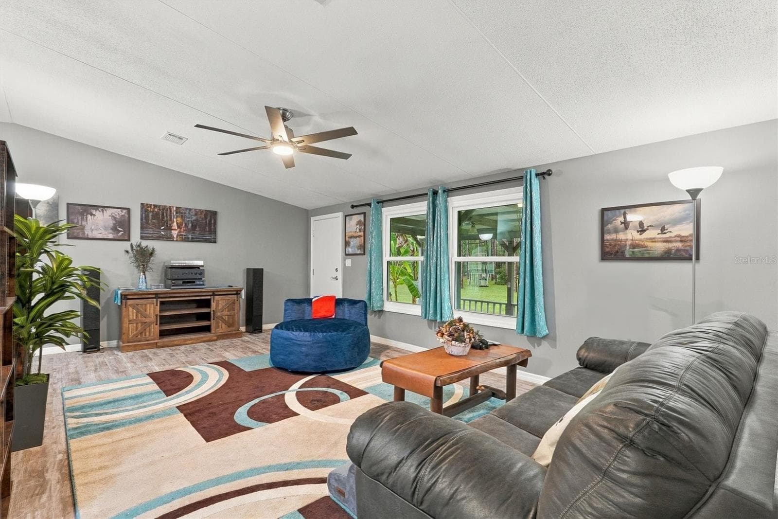 Manufactured Home at 17220 NE 28TH ST, WILLISTON, photo 2 of 29
