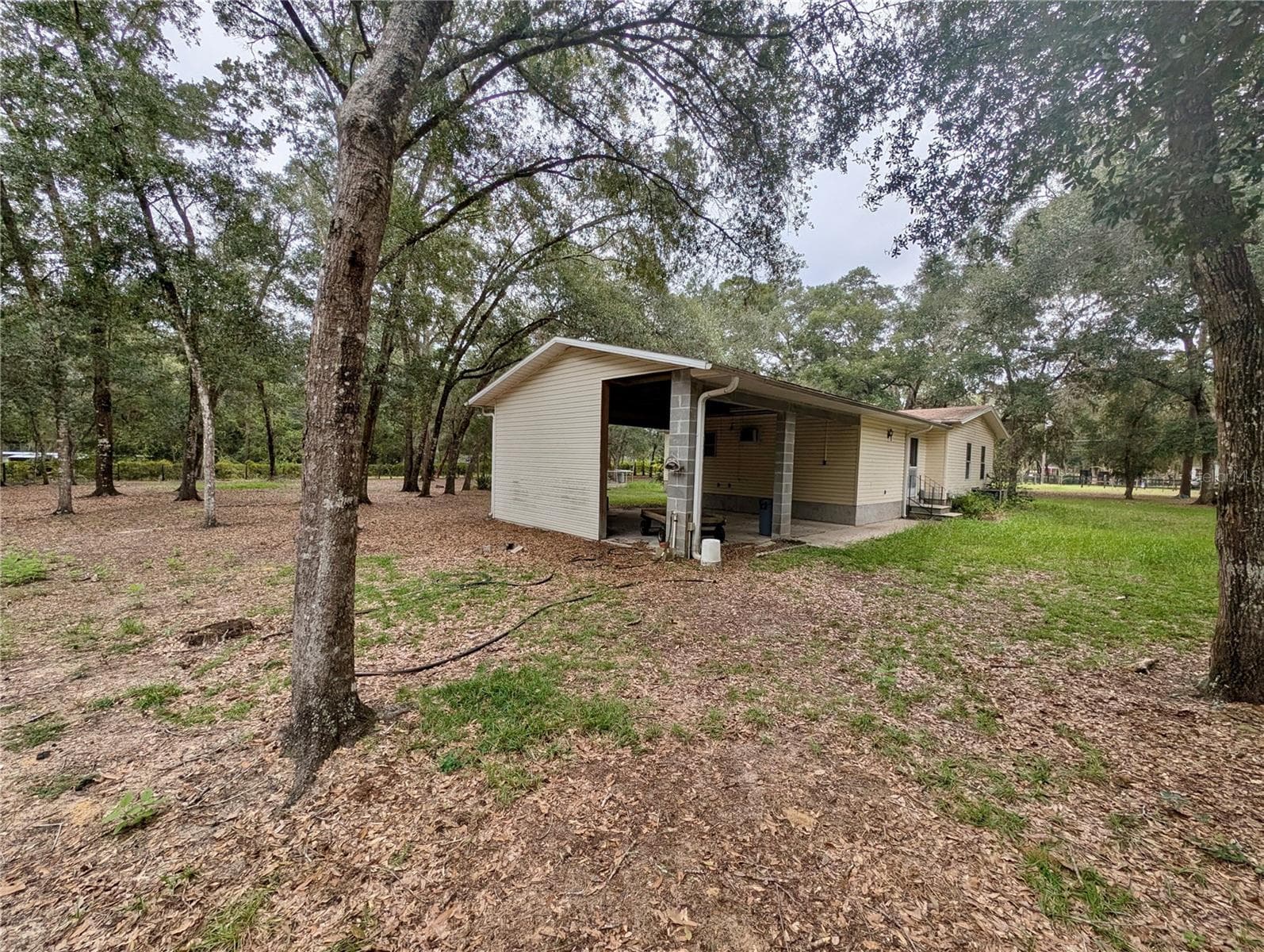 Manufactured Home at 12180 NE 238TH TER, SALT SPRINGS, photo 24 of 29