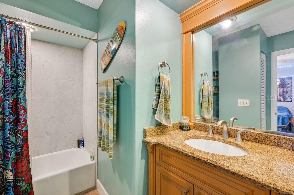 bath one - 8004 NW 11TH AVE, BRADENTON