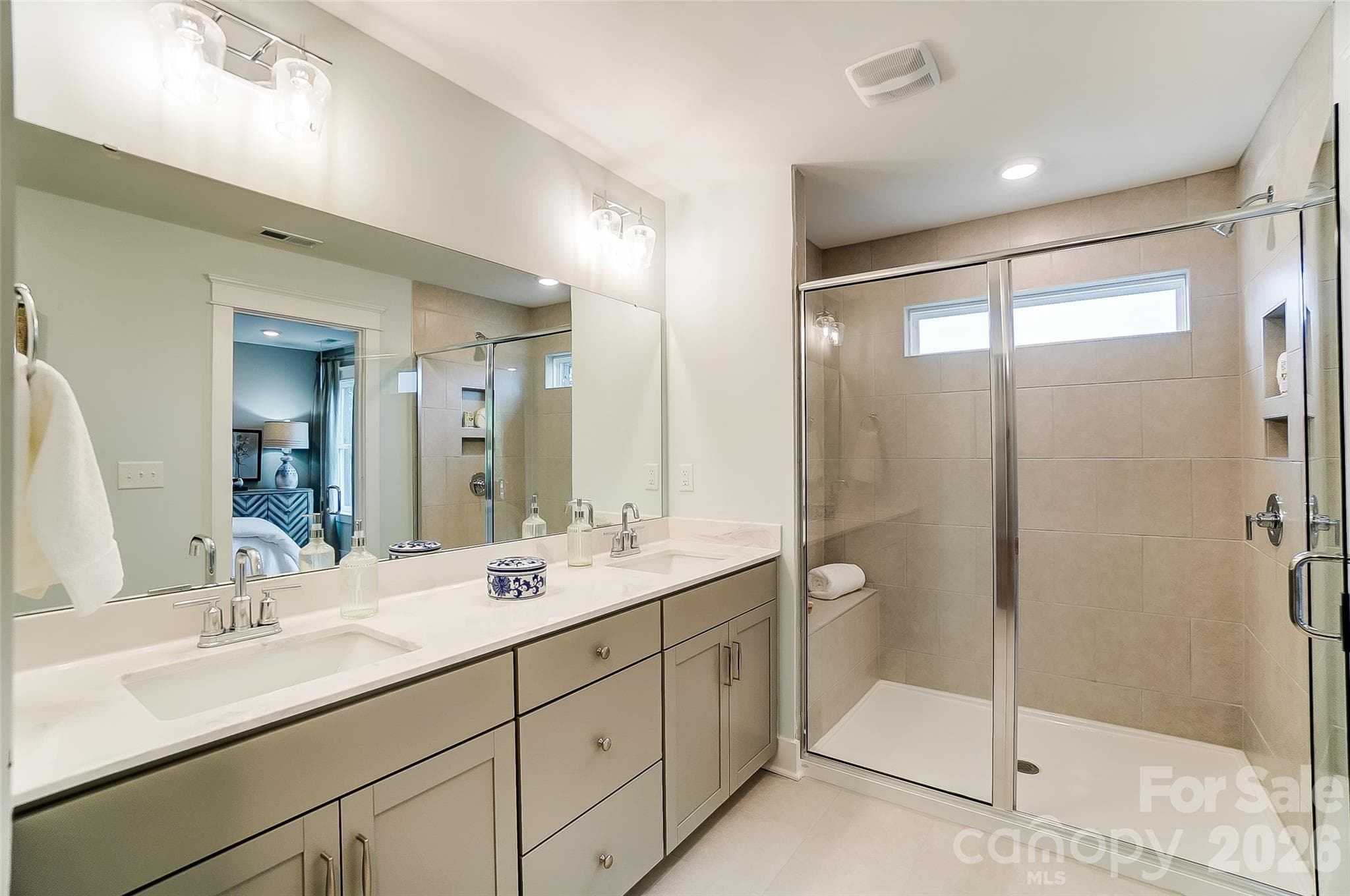 Primary Bathroom - 4095 Rothwood Lane, Harrisburg