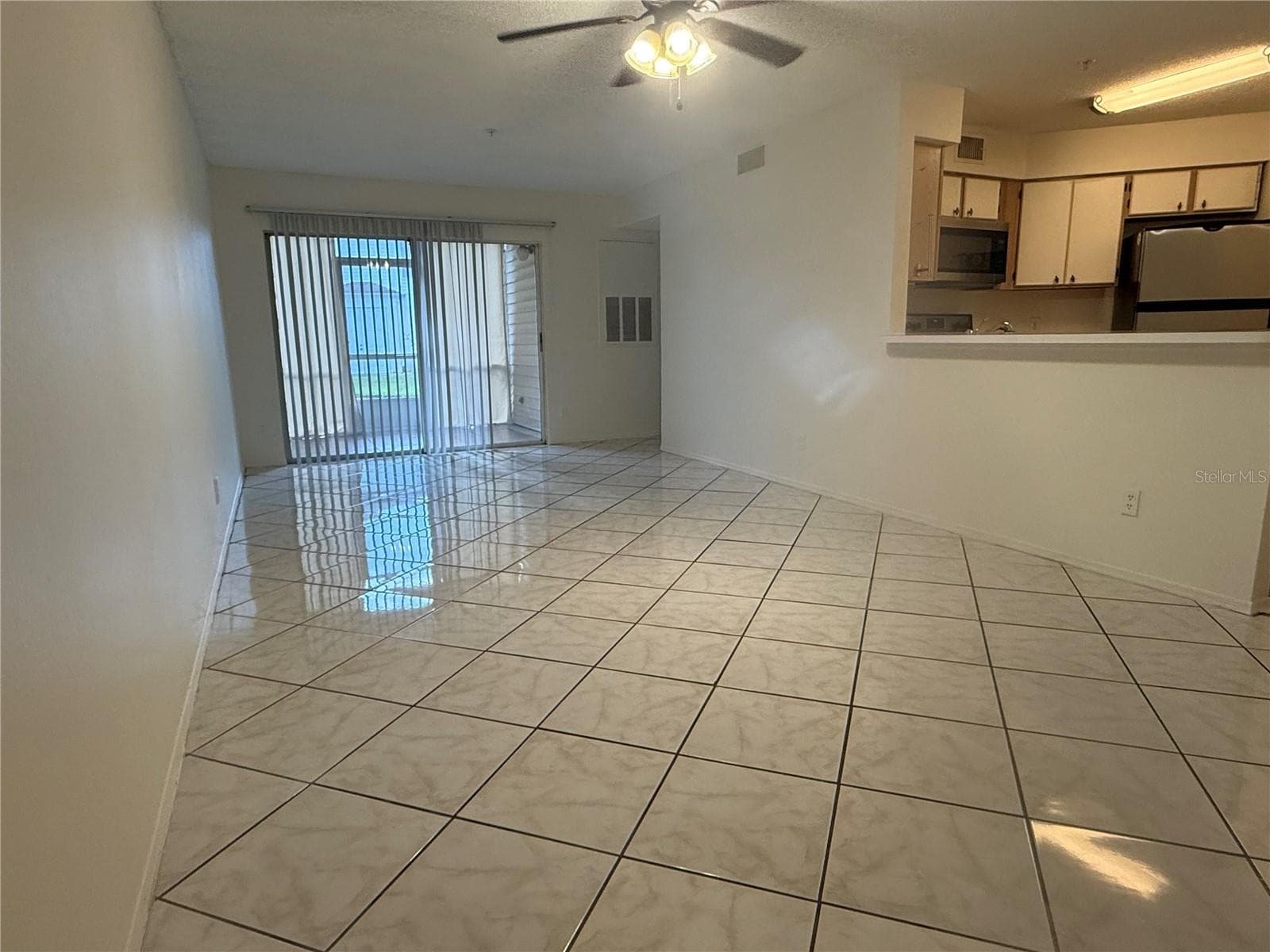 Condominium at 3900 SOUTHPOINTE DR #116, ORLANDO, photo 2 of 9