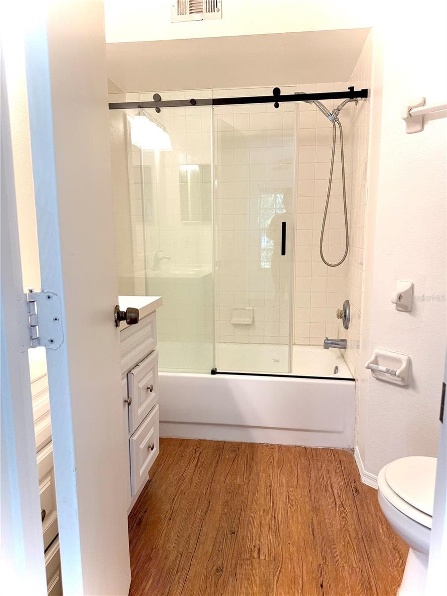 Condominium at 3900 SOUTHPOINTE DR #116, ORLANDO, photo 6 of 9