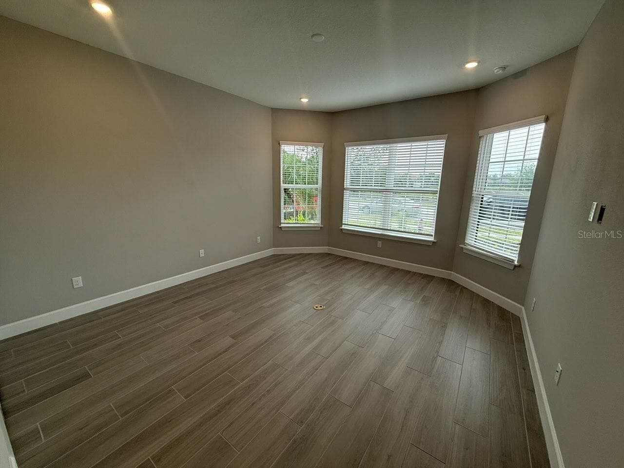 Single Family Residence at 7716 MOONBEAM AVE, SARASOTA, photo 6 of 55
