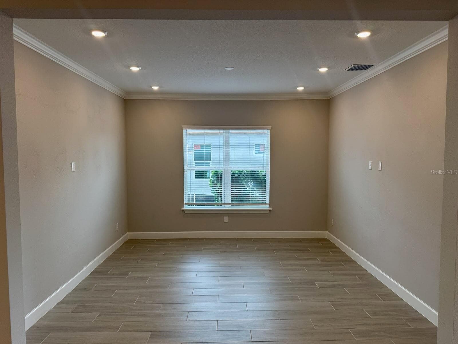 Single Family Residence at 7716 MOONBEAM AVE, SARASOTA, photo 7 of 55