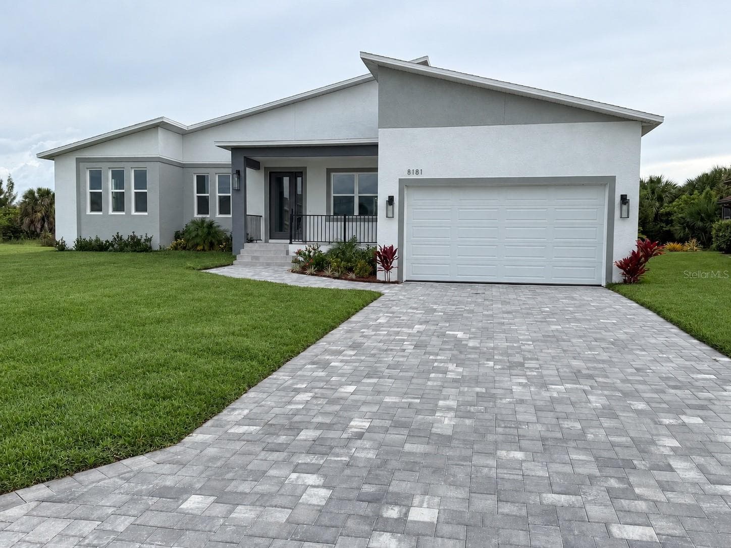 8181 TECUMSEH CIR