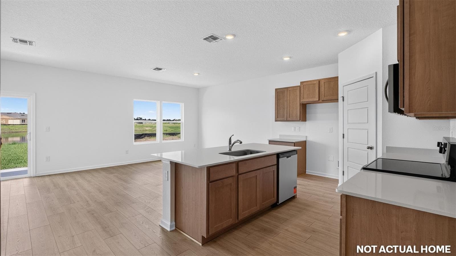 Single Family Residence at 25 GREEN CIR, PALM COAST, photo 5 of 45