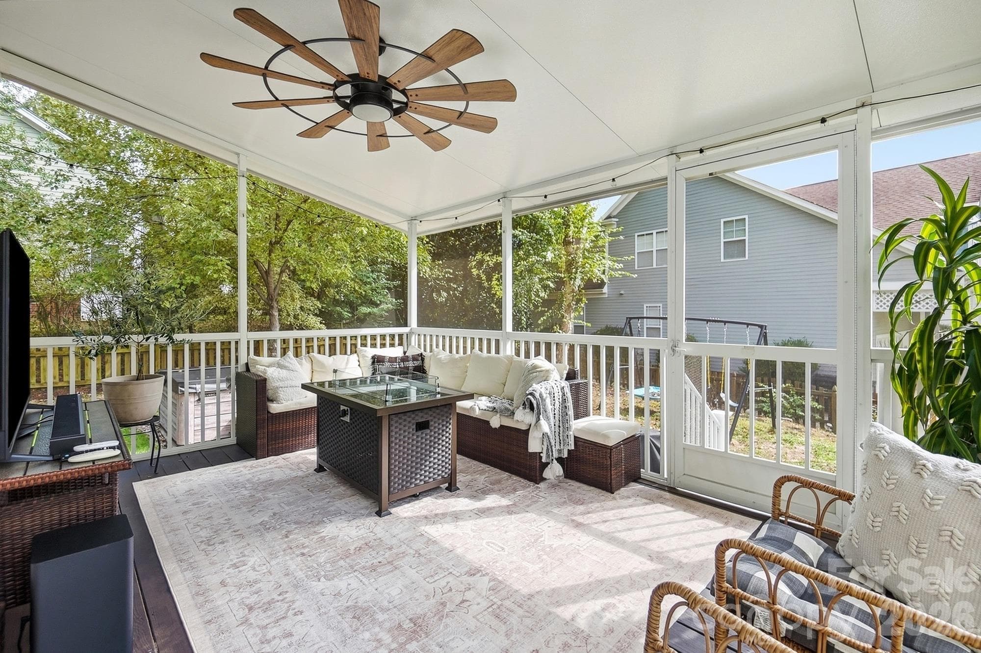 Single Family Residence at 7337 Cascading Pines Drive, Tega Cay, photo 24 of 47