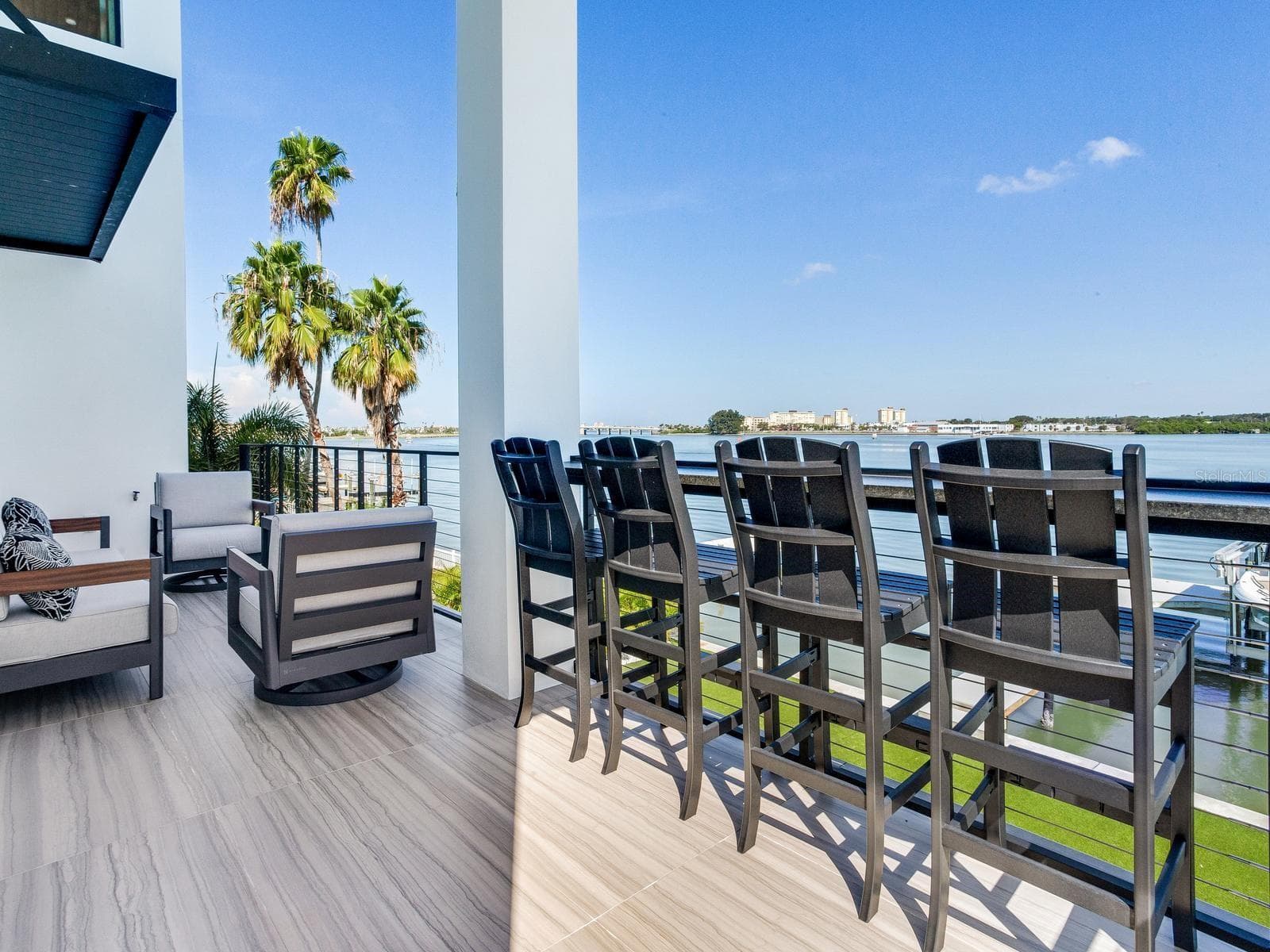 Balcony off of living room - 836 BAY POINT DR, MADEIRA BEACH