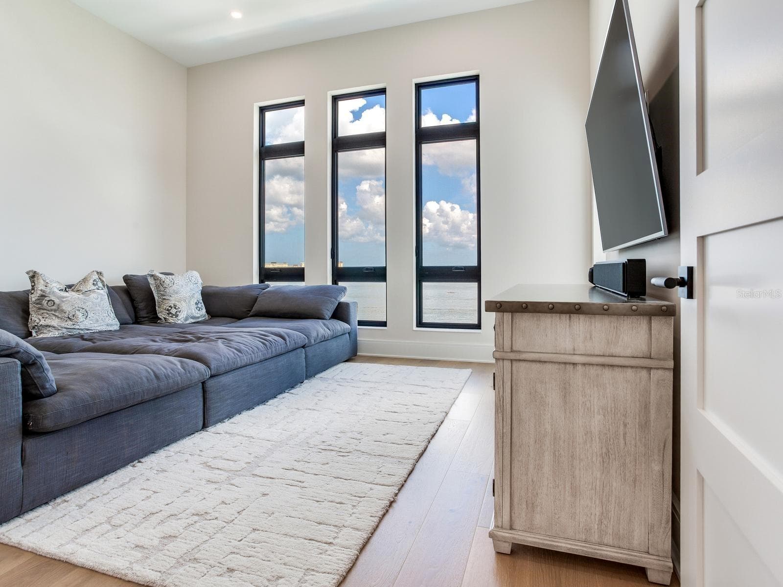 Bedroom #4 - 836 BAY POINT DR, MADEIRA BEACH