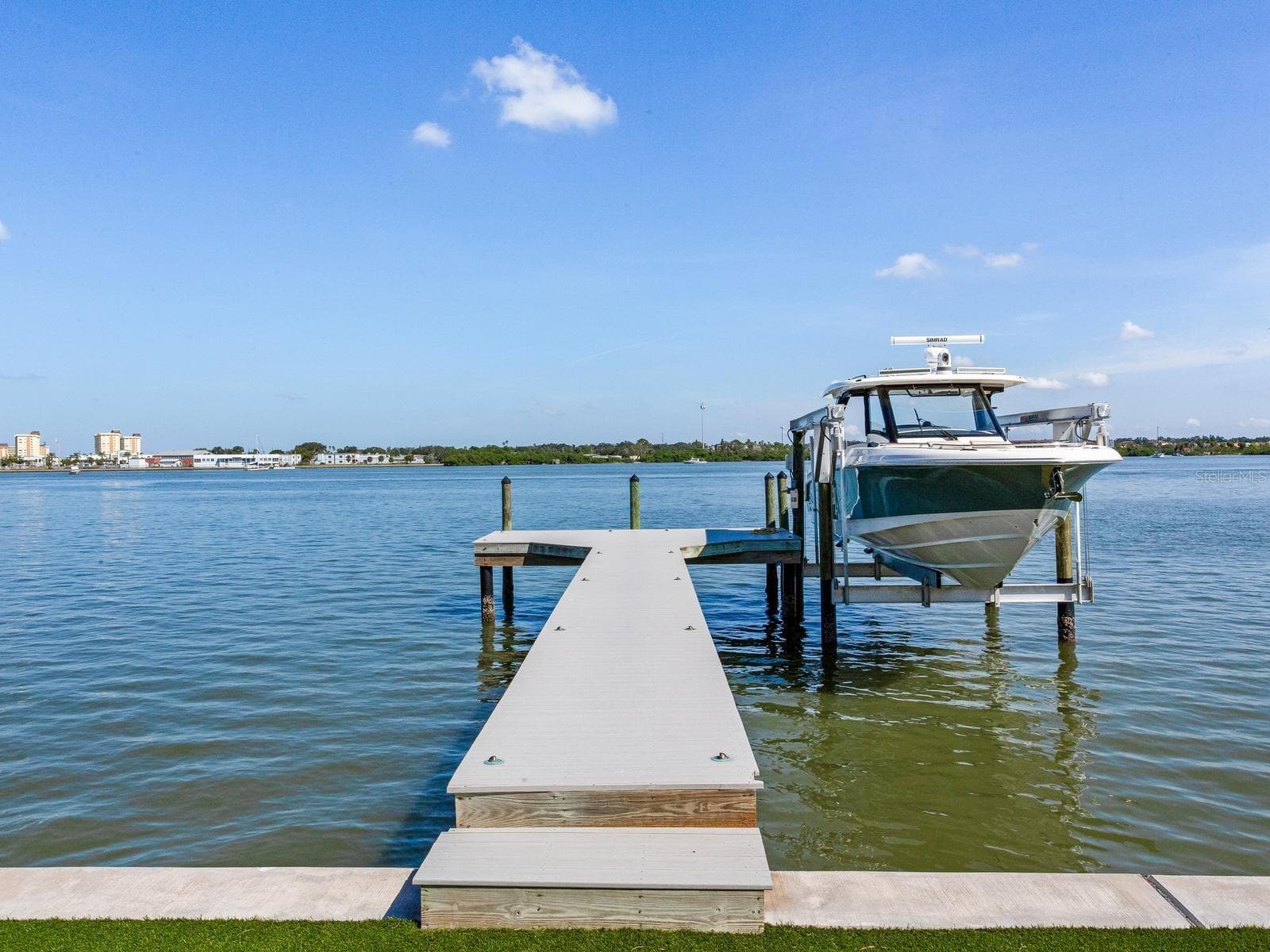 Single Family Residence at 836 BAY POINT DR, MADEIRA BEACH, photo 62 of 75