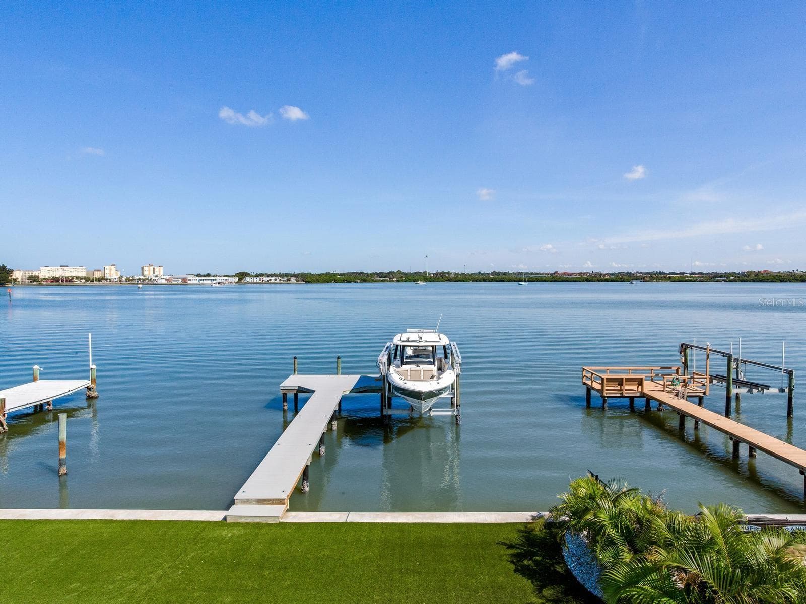 Single Family Residence at 836 BAY POINT DR, MADEIRA BEACH, photo 64 of 75