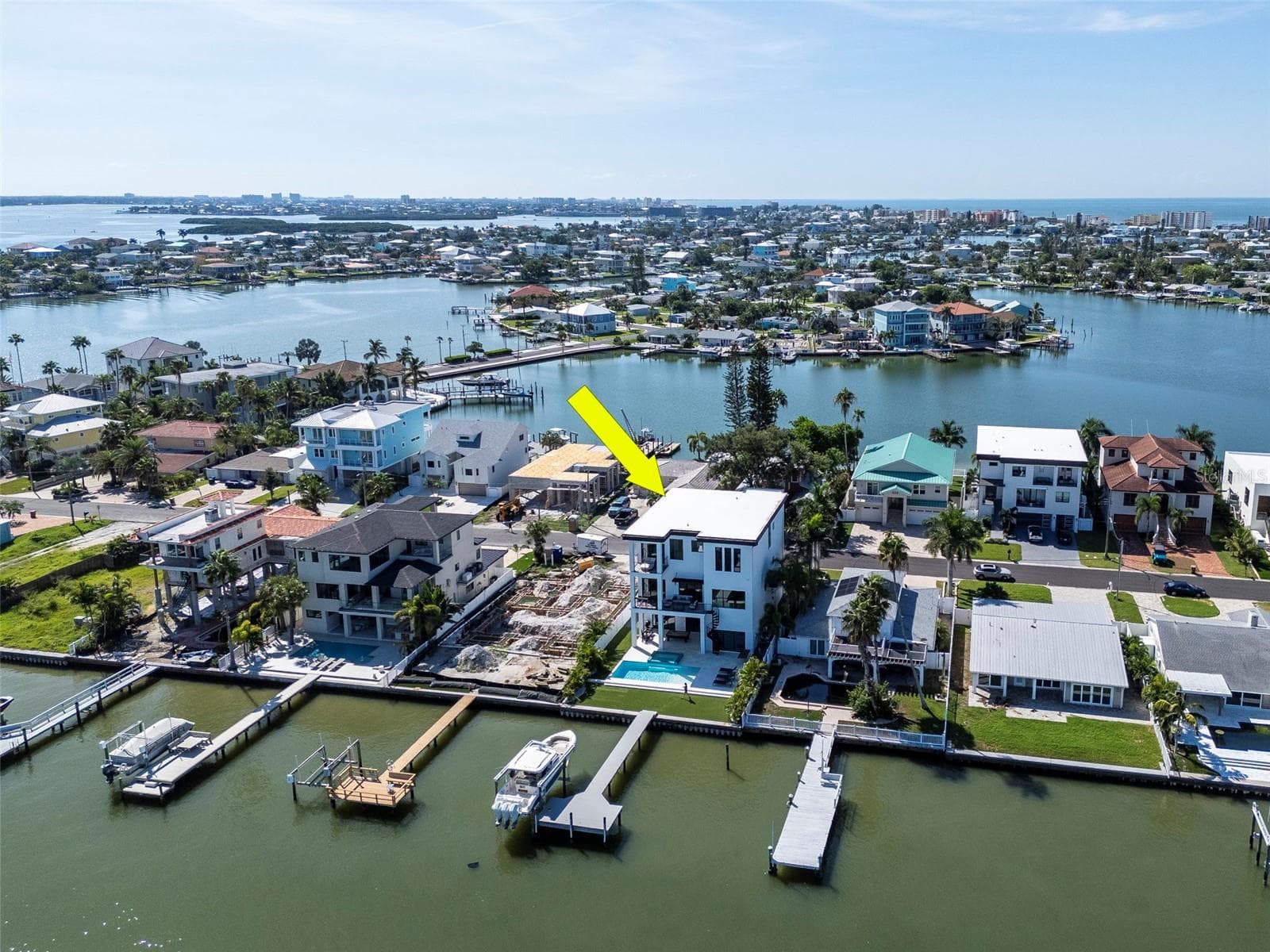 Single Family Residence at 836 BAY POINT DR, MADEIRA BEACH, photo 70 of 75