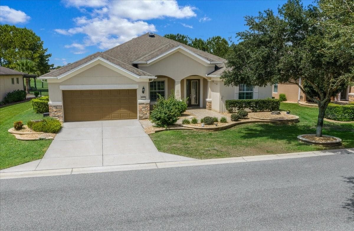 Single Family Residence at 9531 SW 70TH LOOP, OCALA, photo 2 of 60