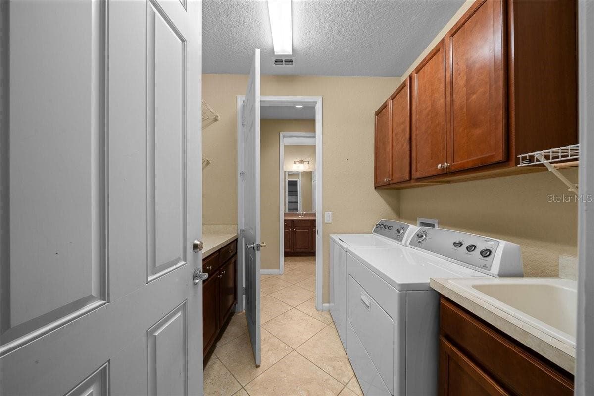 Single Family Residence at 9531 SW 70TH LOOP, OCALA, photo 37 of 60