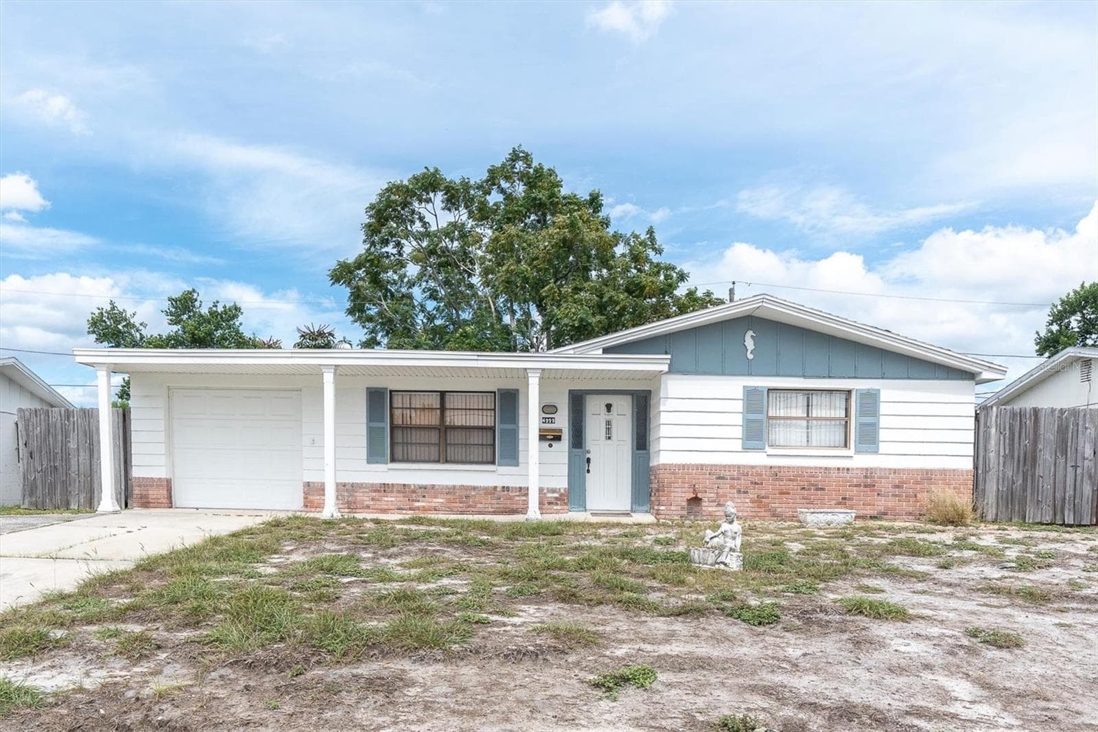 4223 MOOG RD