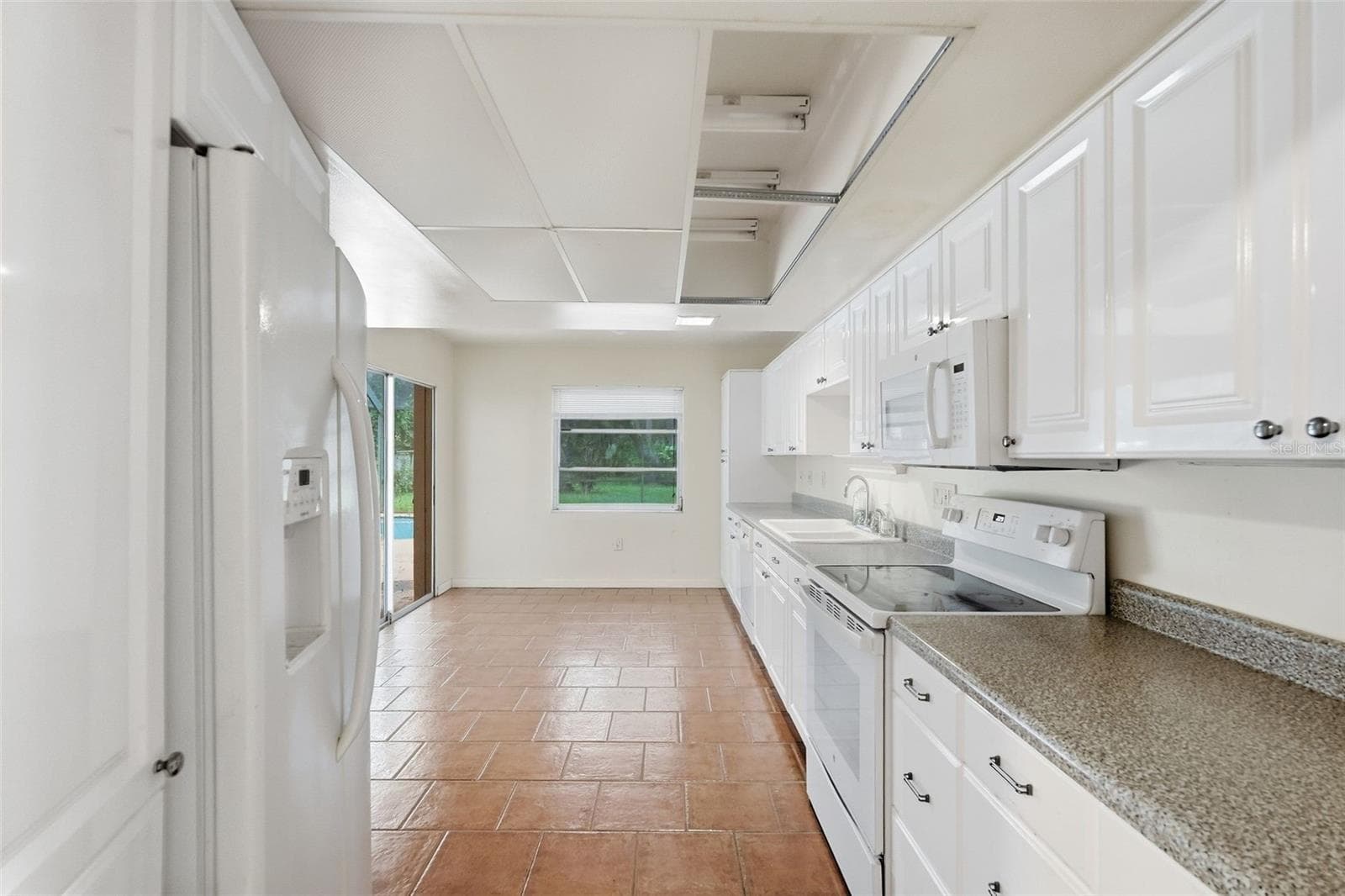 Single Family Residence at 1411 52 ST E, PALMETTO, photo 10 of 38