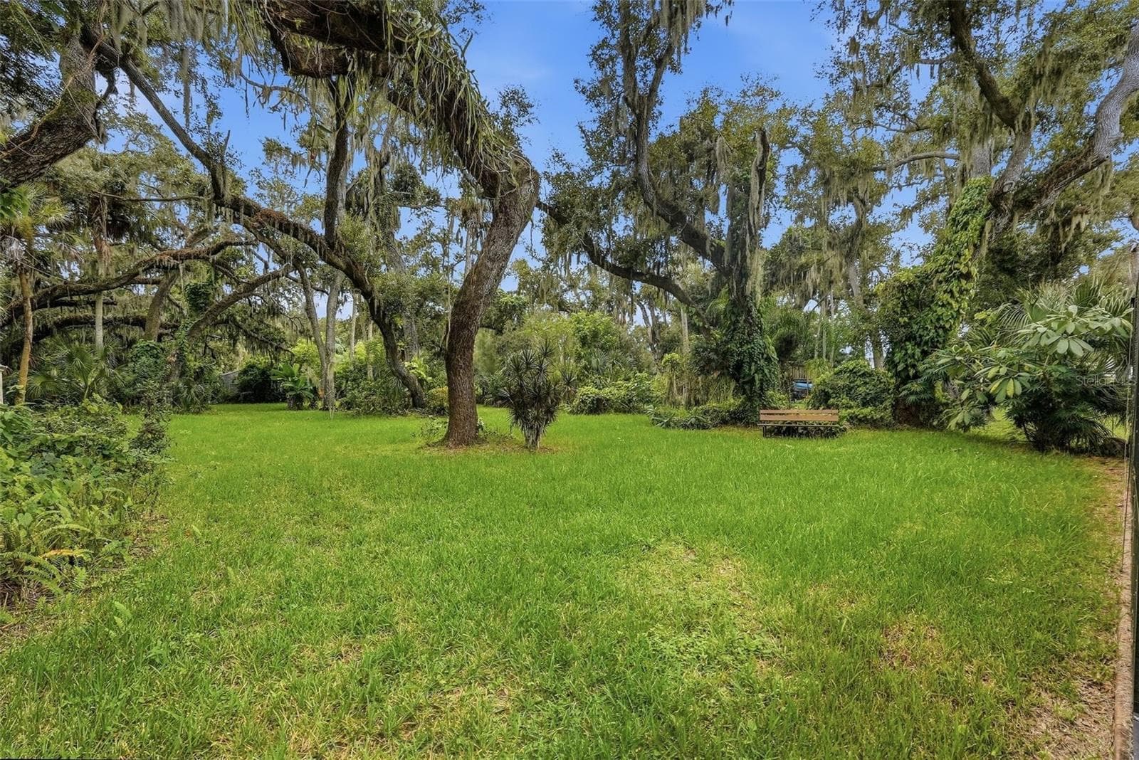 Single Family Residence at 1411 52 ST E, PALMETTO, photo 33 of 38