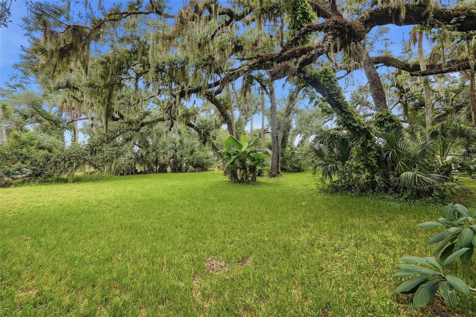 Single Family Residence at 1411 52 ST E, PALMETTO, photo 37 of 38