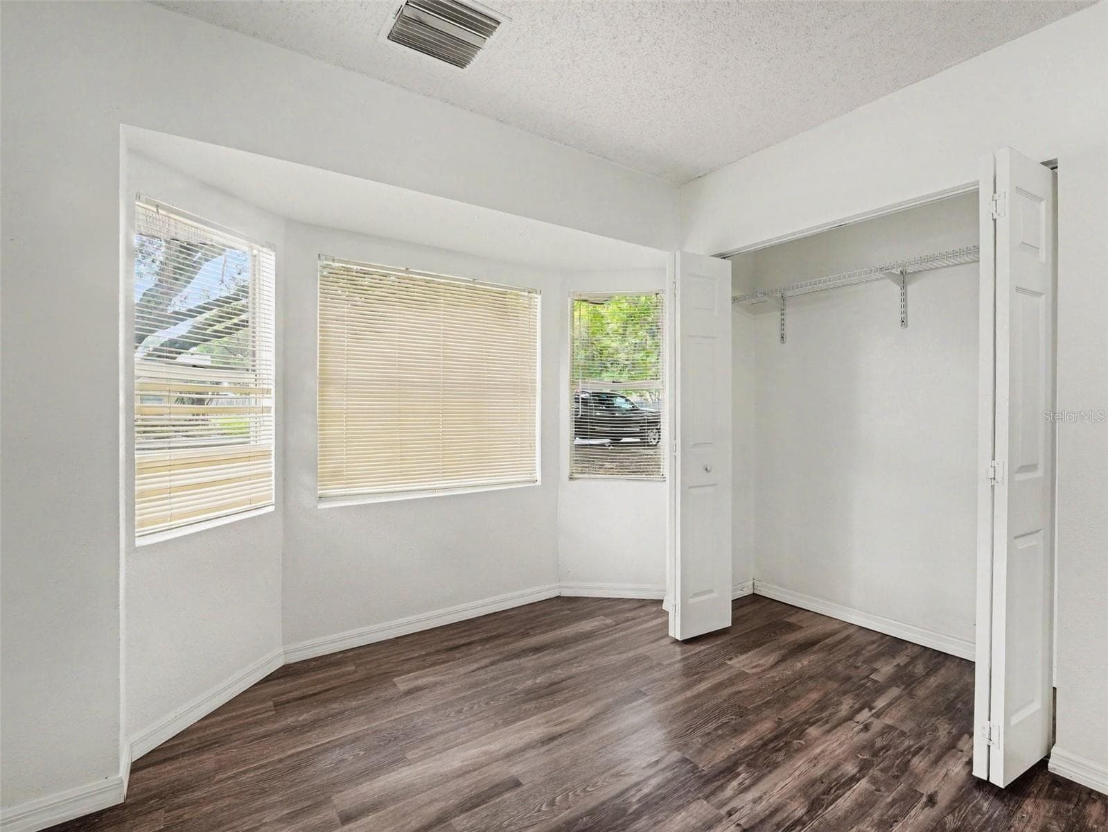 Single Family Residence at 4042 HOMESTEAD DR, LAKELAND, photo 14 of 31