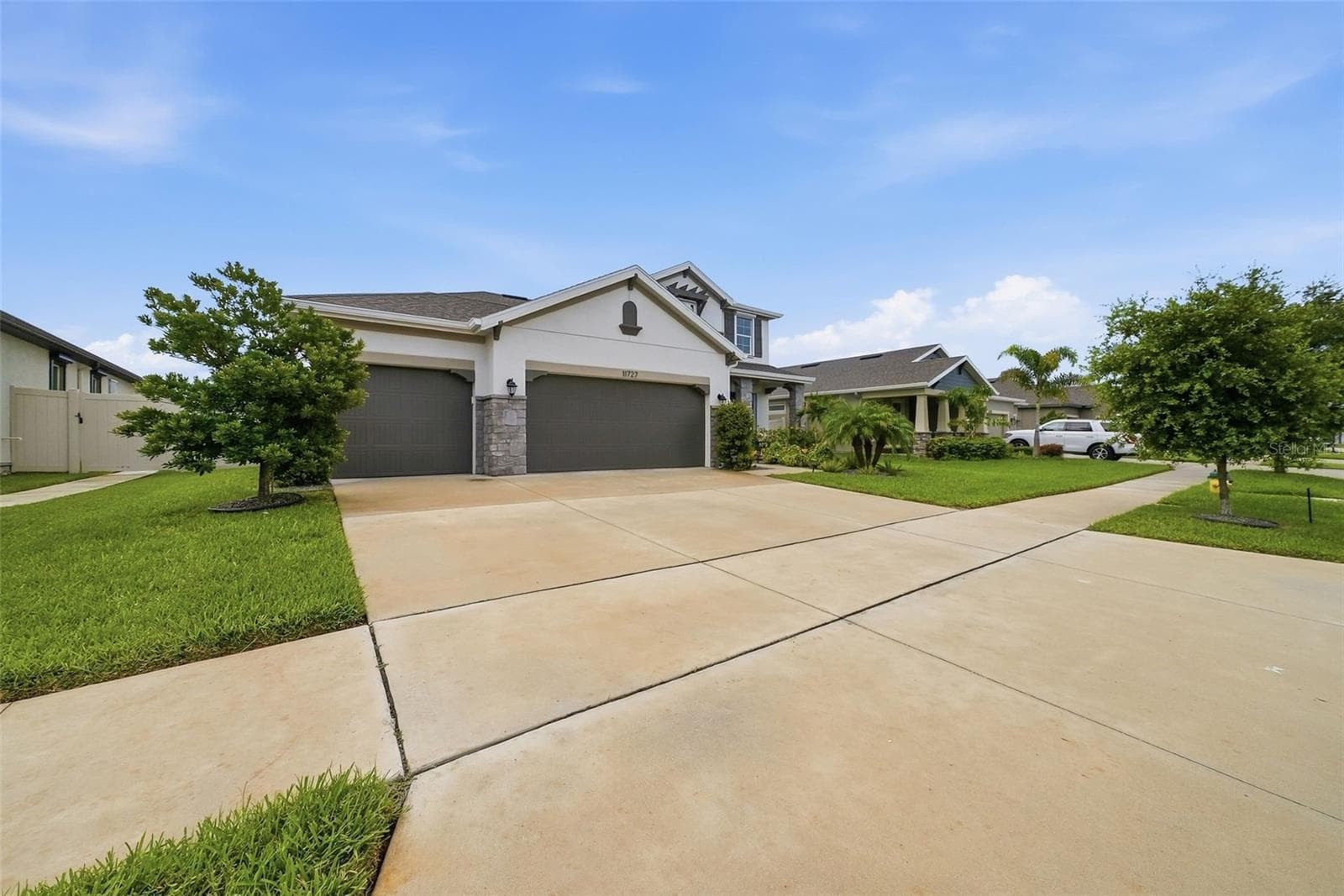 Single Family Residence at 11727 TETRAFIN DR, RIVERVIEW, photo 4 of 63