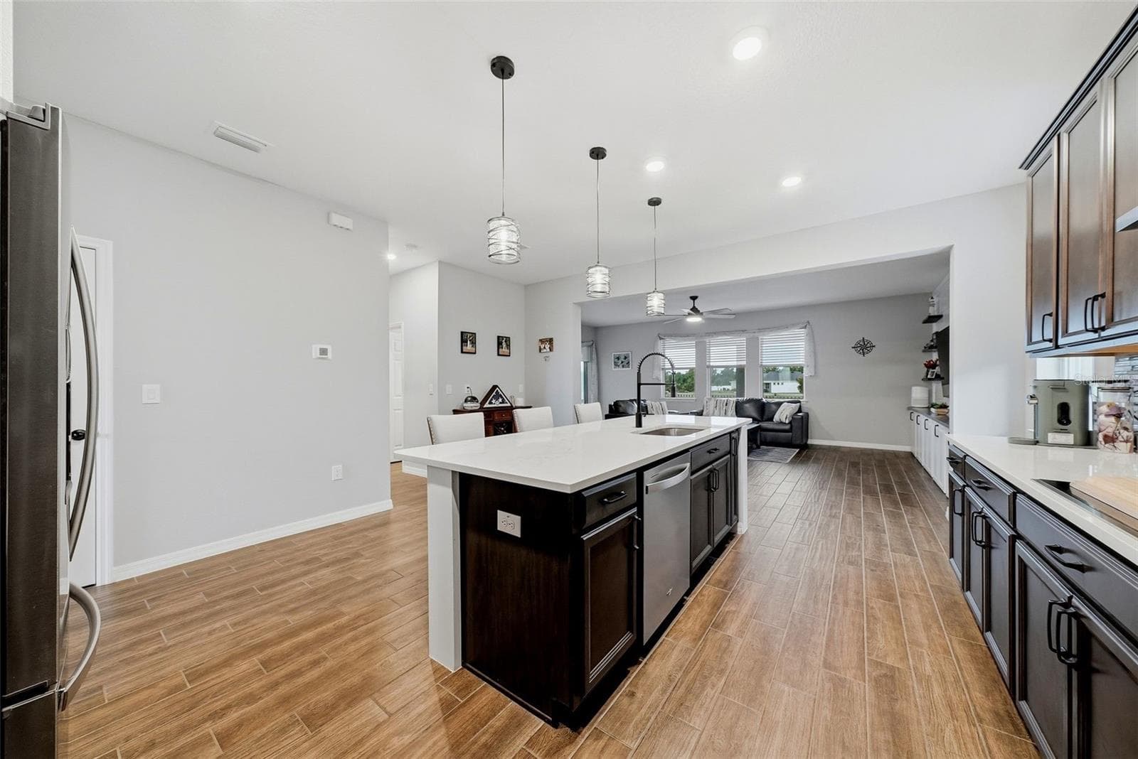 Single Family Residence at 11727 TETRAFIN DR, RIVERVIEW, photo 13 of 63