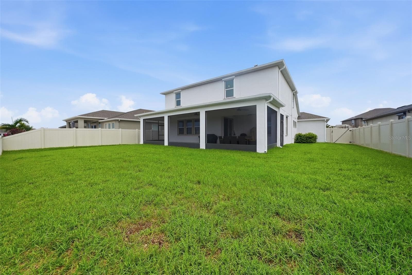 Large Fenced Yard - 11727 TETRAFIN DR, RIVERVIEW