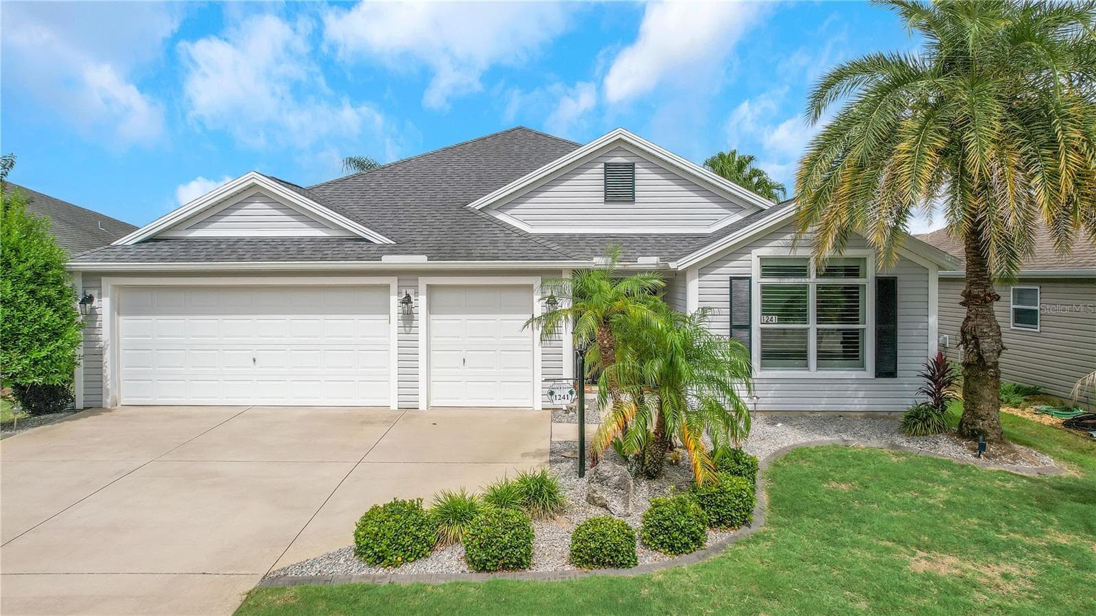 Single Family Residence at 1241 TARFLOWER TER, THE VILLAGES, photo 5 of 57