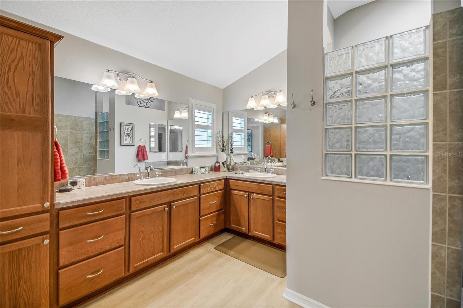 Single Family Residence at 1241 TARFLOWER TER, THE VILLAGES, photo 20 of 57