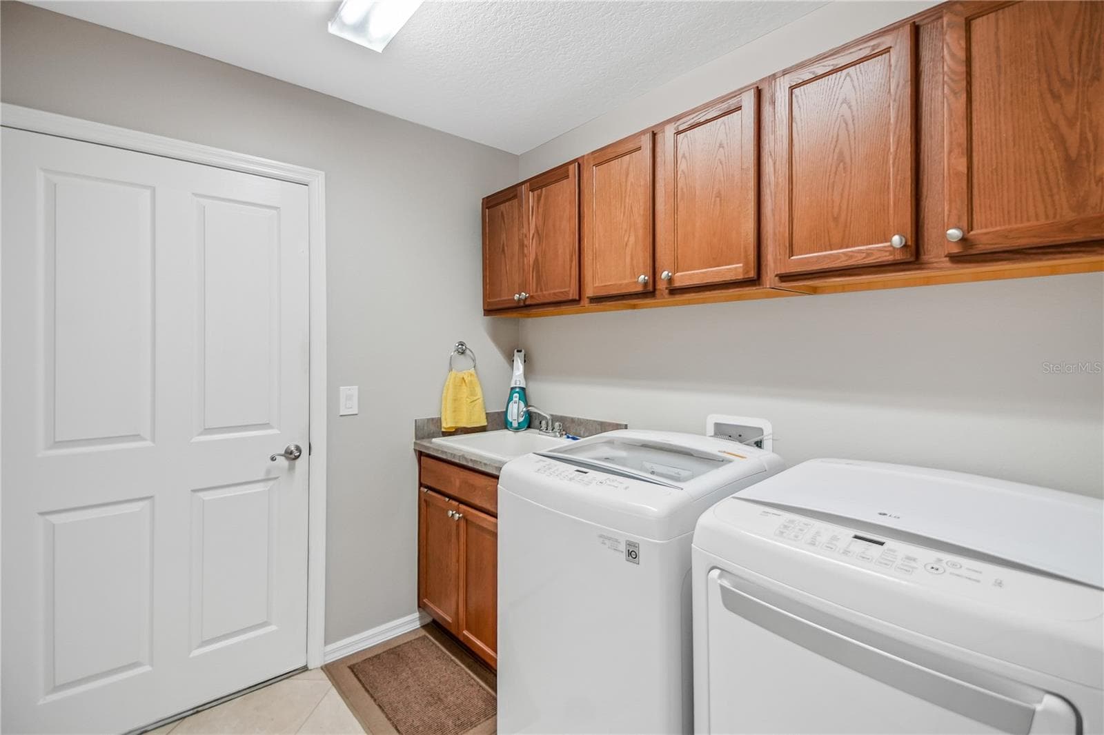 Single Family Residence at 1241 TARFLOWER TER, THE VILLAGES, photo 41 of 57