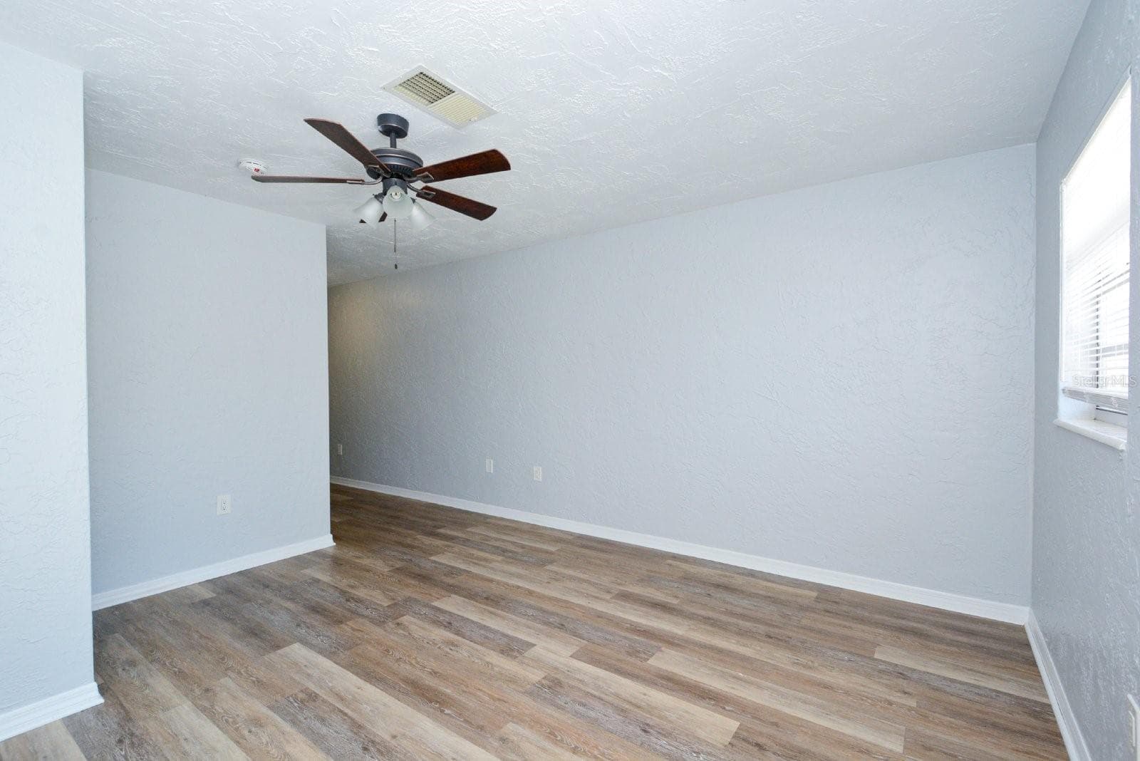 Apartment at 2519 9TH AVE W #1, BRADENTON, photo 3 of 16