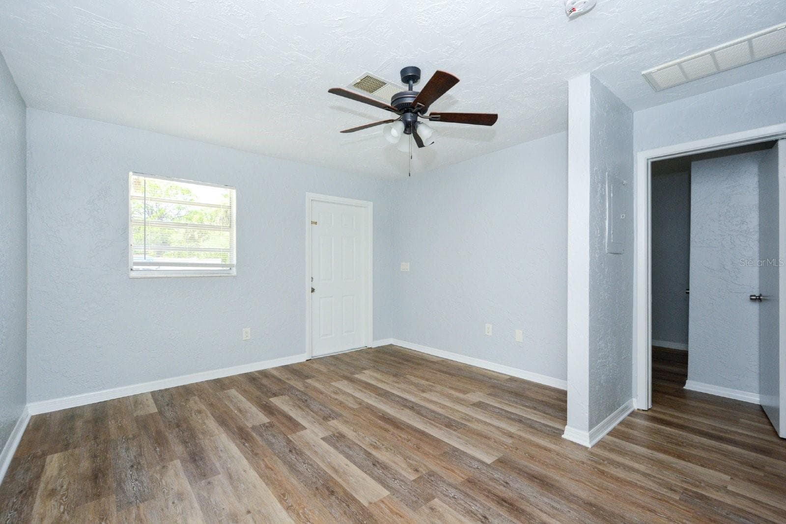 Apartment at 2519 9TH AVE W #1, BRADENTON, photo 5 of 16