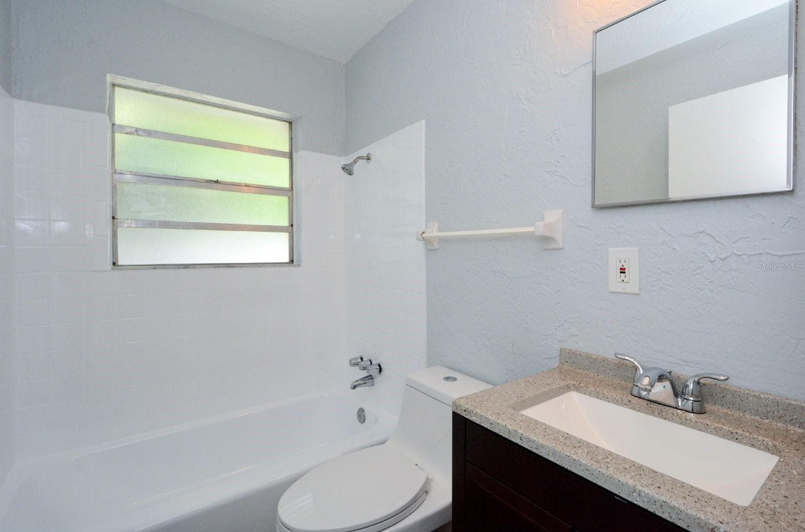 Apartment at 2519 9TH AVE W #1, BRADENTON, photo 11 of 16
