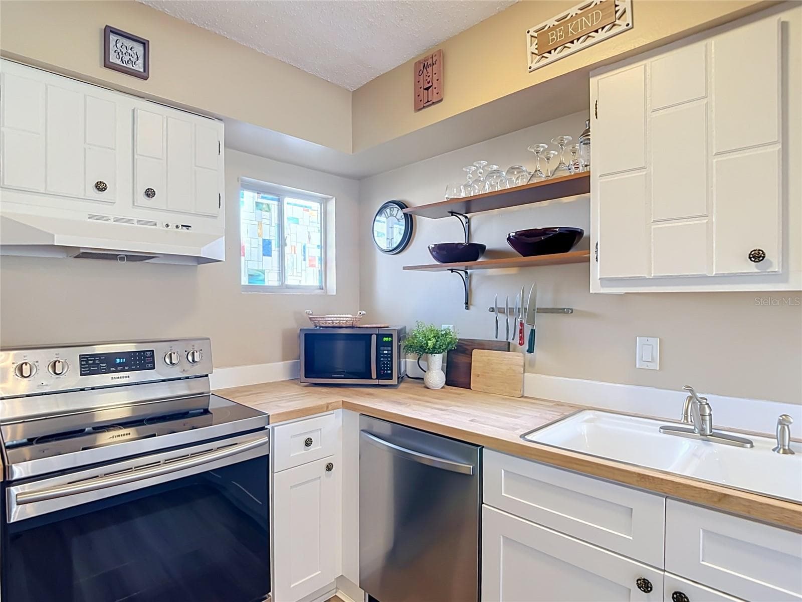 Condominium at 22375 EDGEWATER DR #120, PORT CHARLOTTE, photo 11 of 38