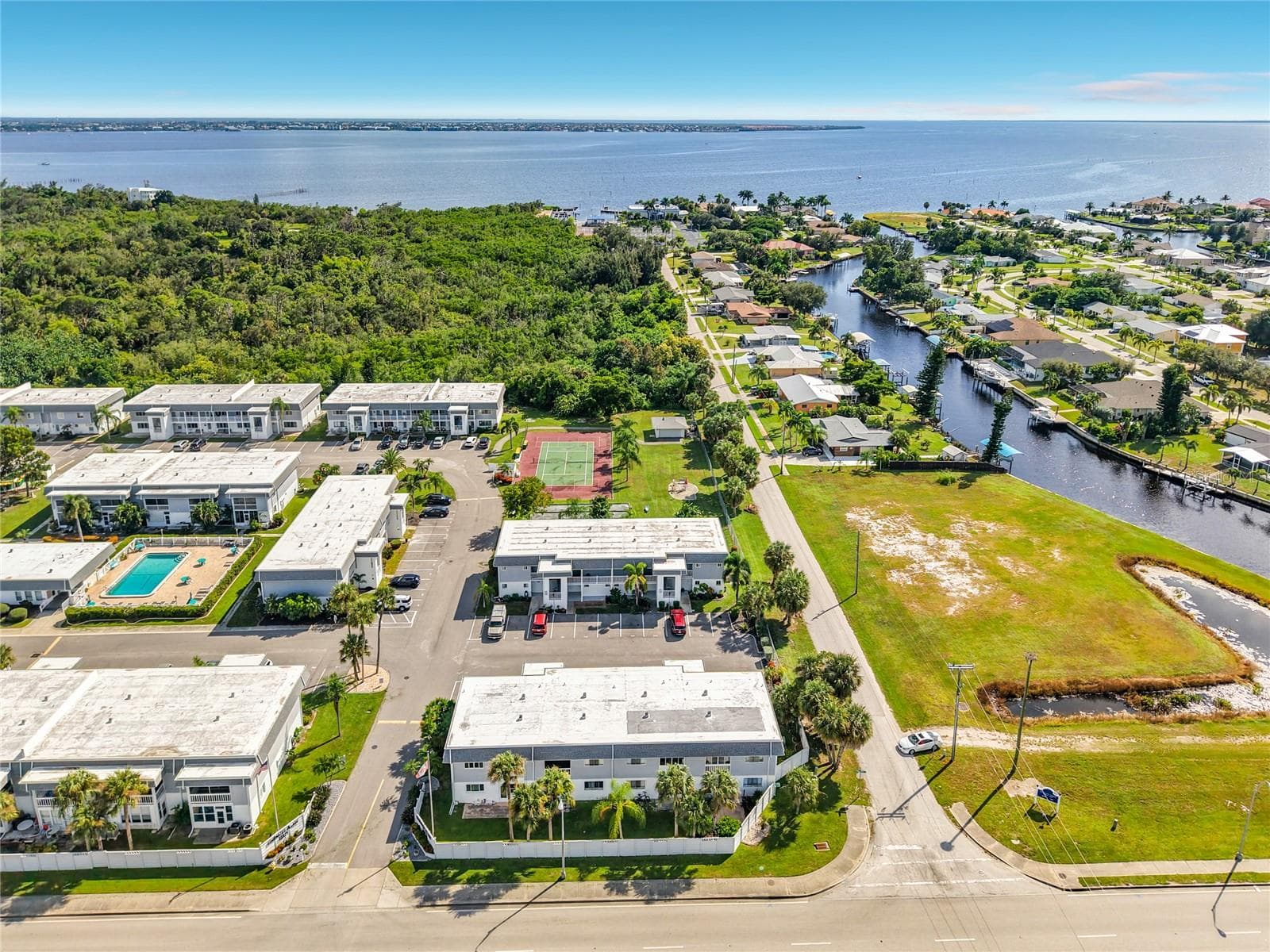 Condominium at 22375 EDGEWATER DR #120, PORT CHARLOTTE, photo 35 of 38