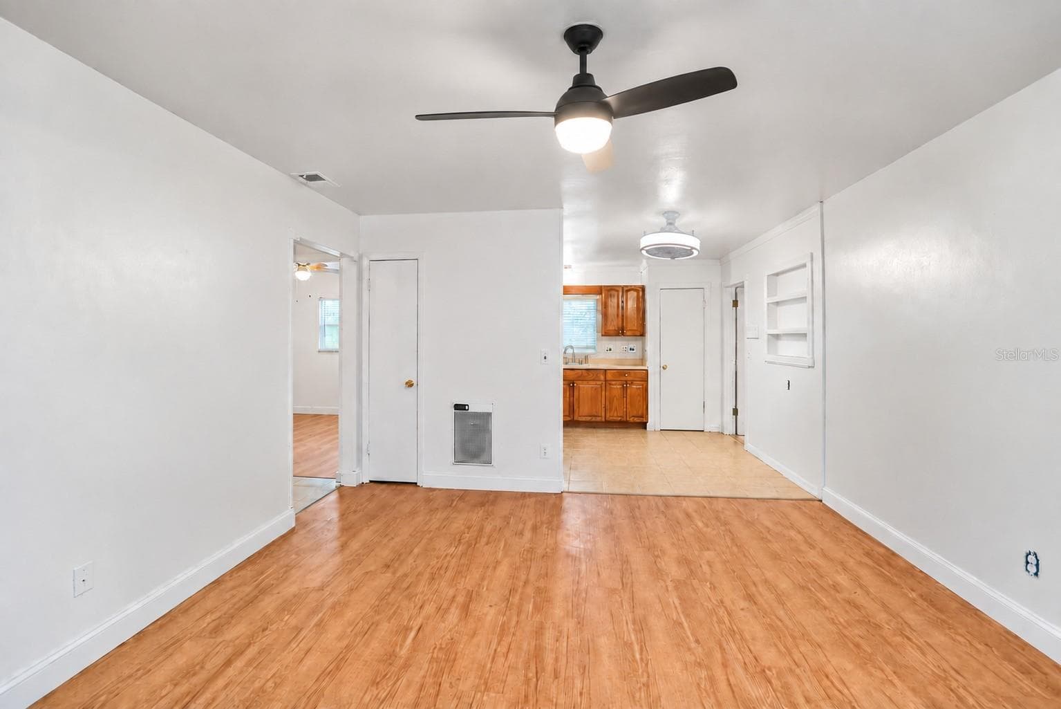 Single Family Residence at 374 3RD ST NW, LARGO, photo 8 of 41