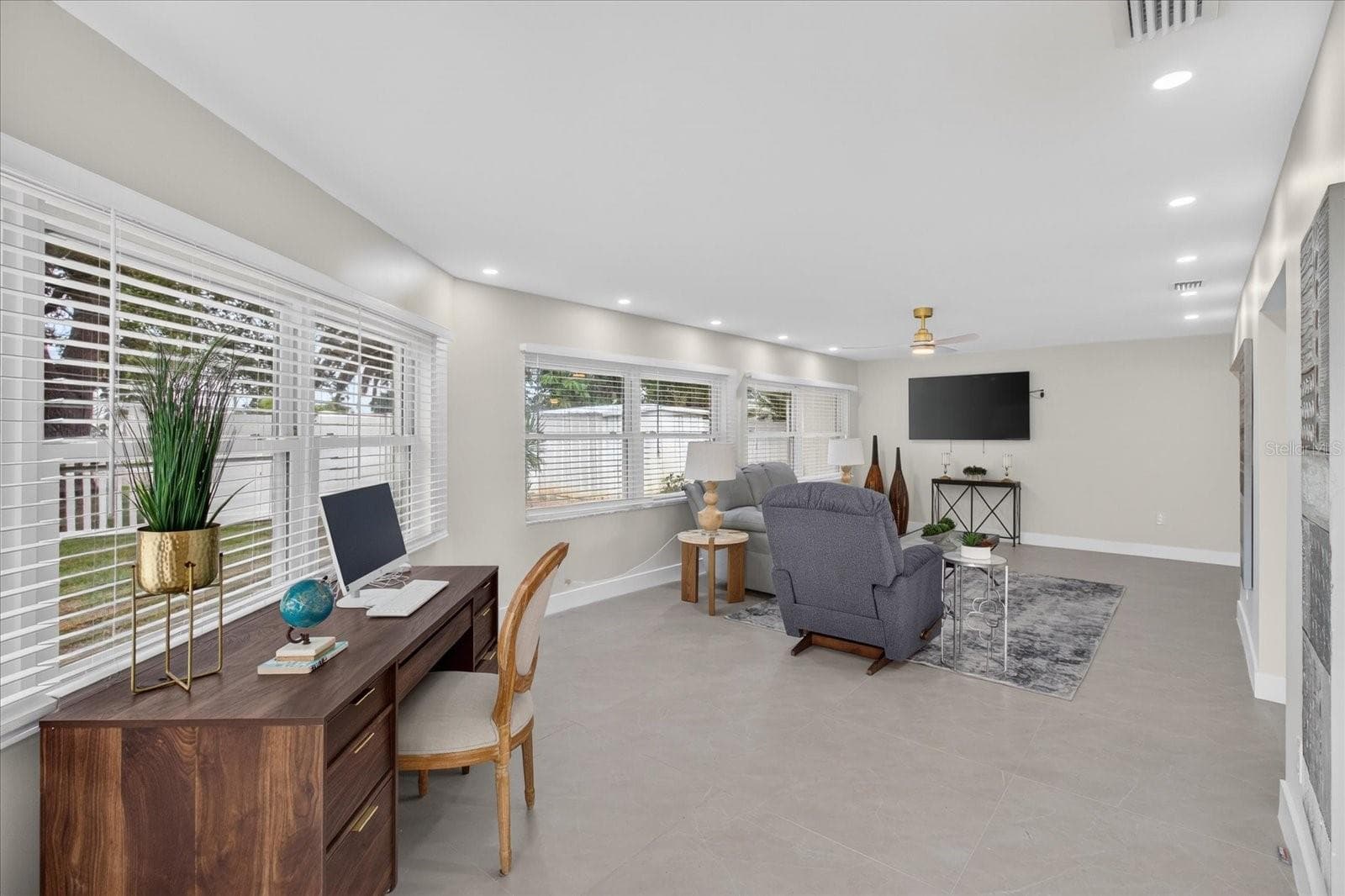 Single Family Residence at 10100 PARADISE BLVD, TREASURE ISLAND, photo 19 of 48
