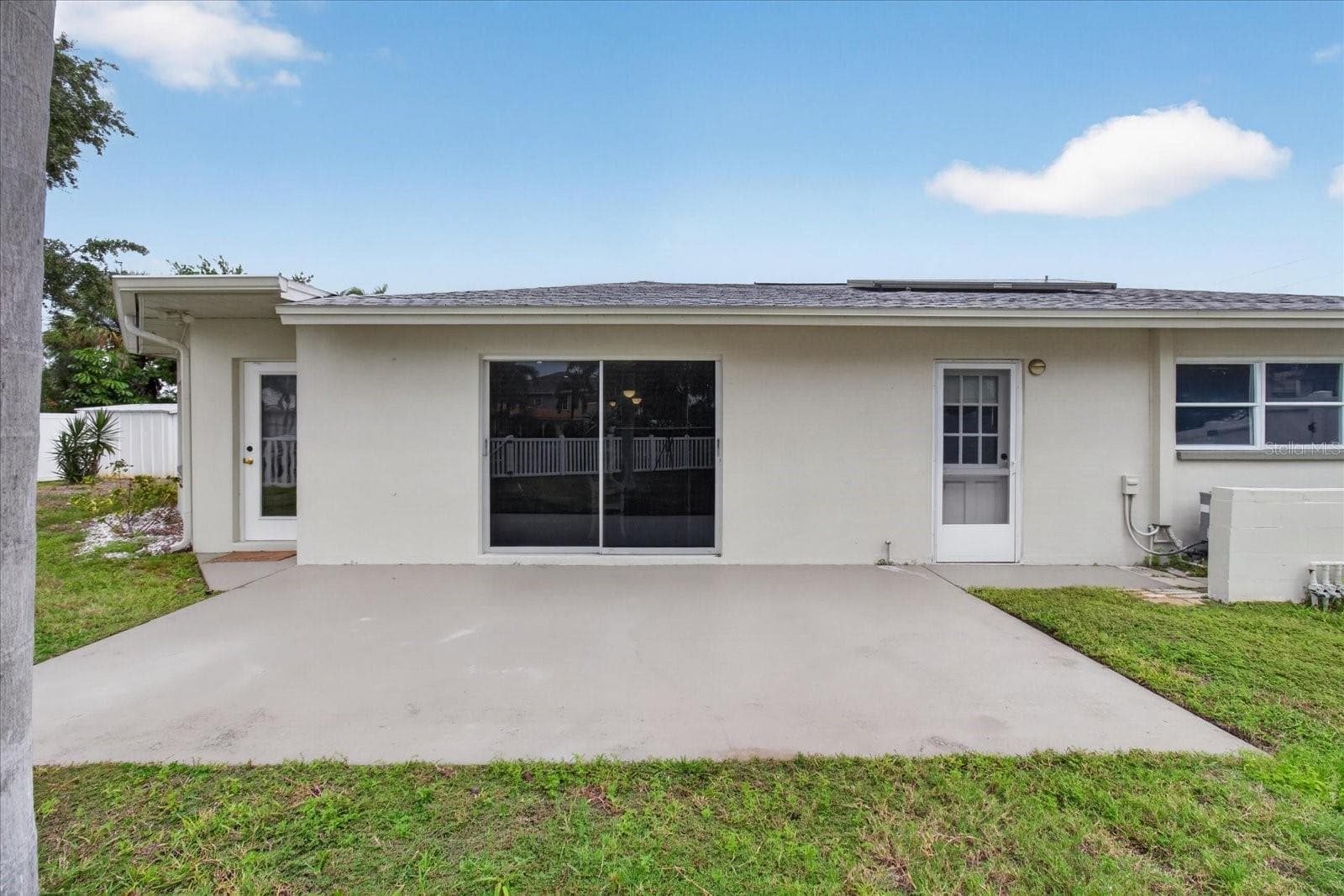 Single Family Residence at 10100 PARADISE BLVD, TREASURE ISLAND, photo 40 of 48