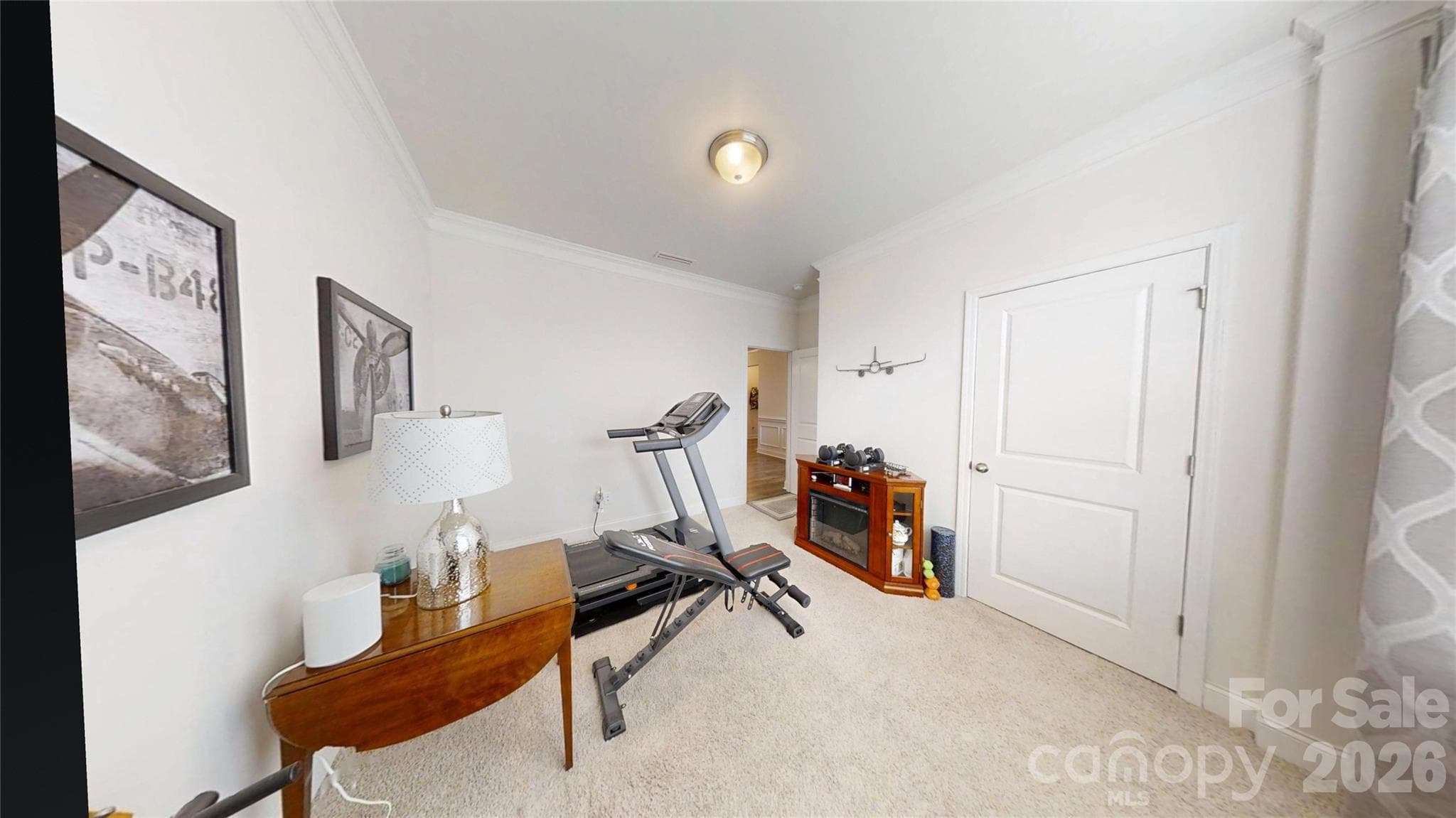 Actual room - 406 Secretariat Drive, Iron Station