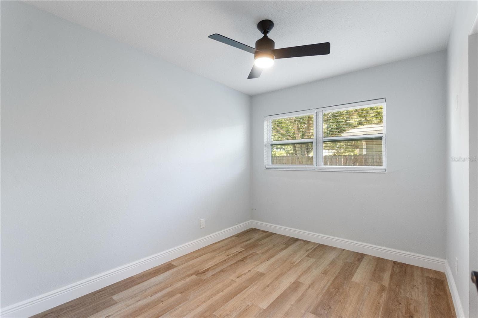 Single Family Residence at 5424 14TH AVE N, ST PETERSBURG, photo 13 of 35