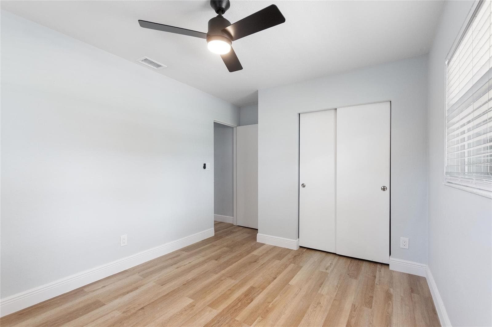 Single Family Residence at 5424 14TH AVE N, ST PETERSBURG, photo 20 of 35