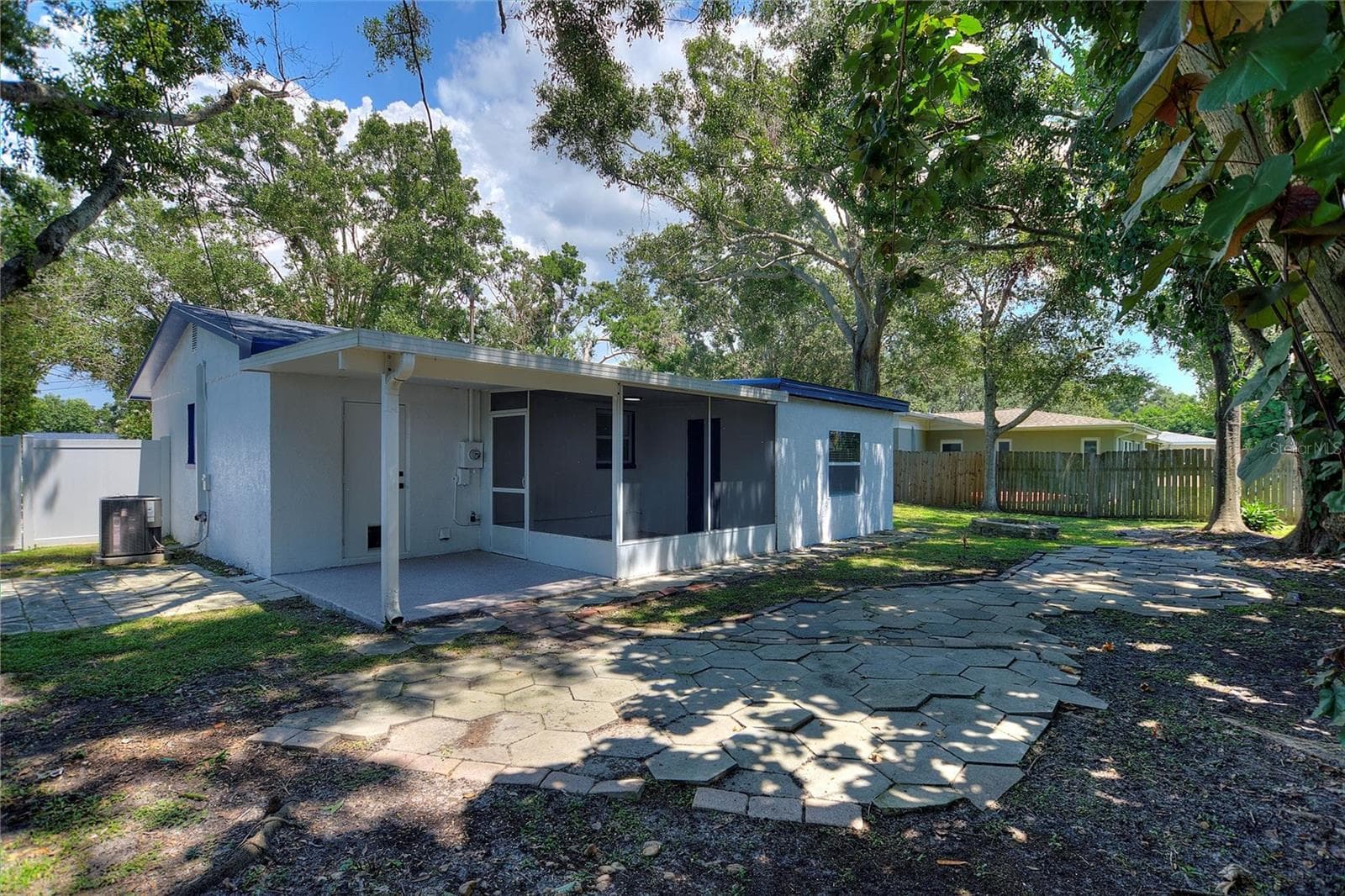Single Family Residence at 5424 14TH AVE N, ST PETERSBURG, photo 30 of 35