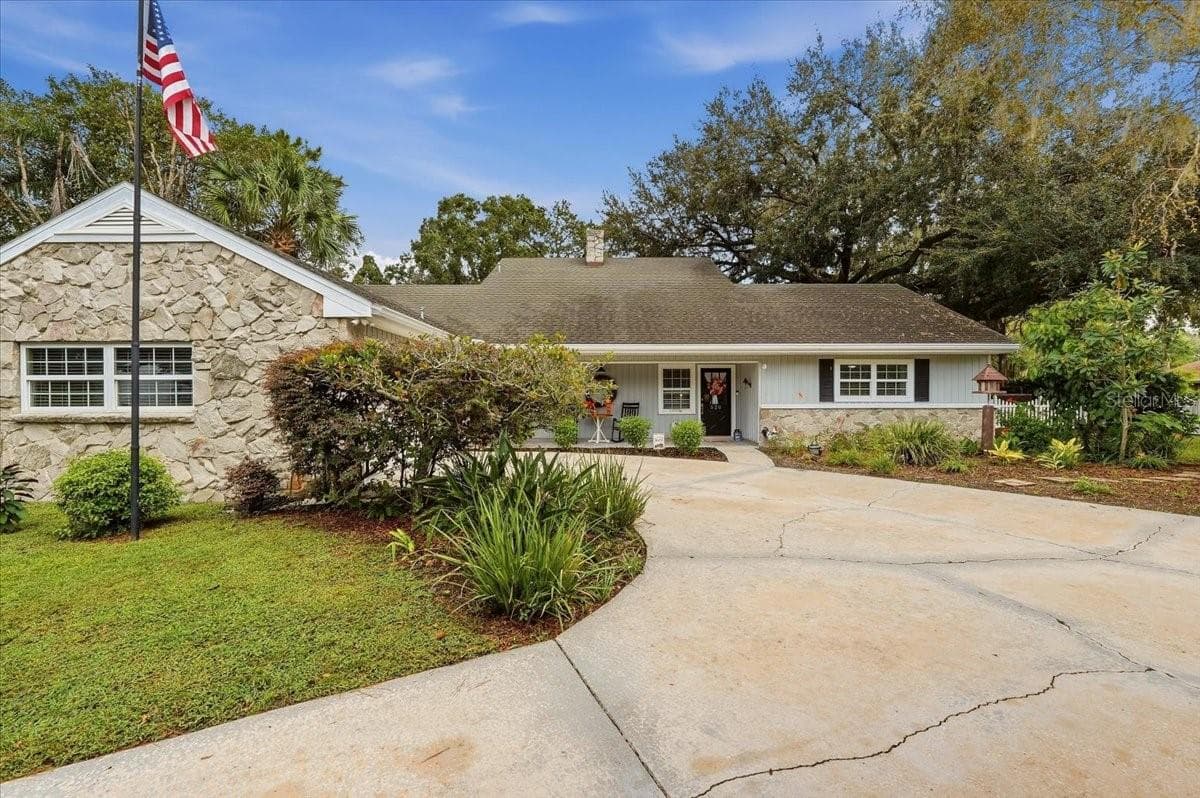 Single Family Residence at 520 DON EL ST, LAKELAND, photo 64 of 74