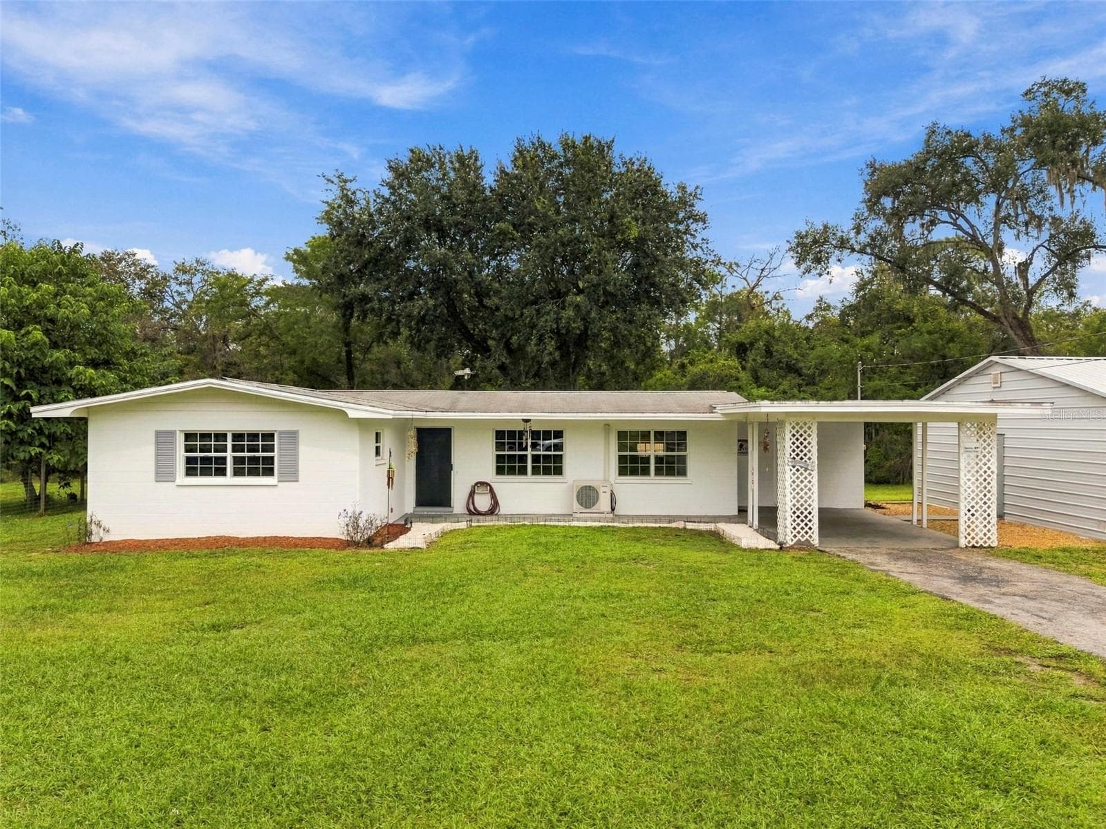 5223 AZALEA CIR
