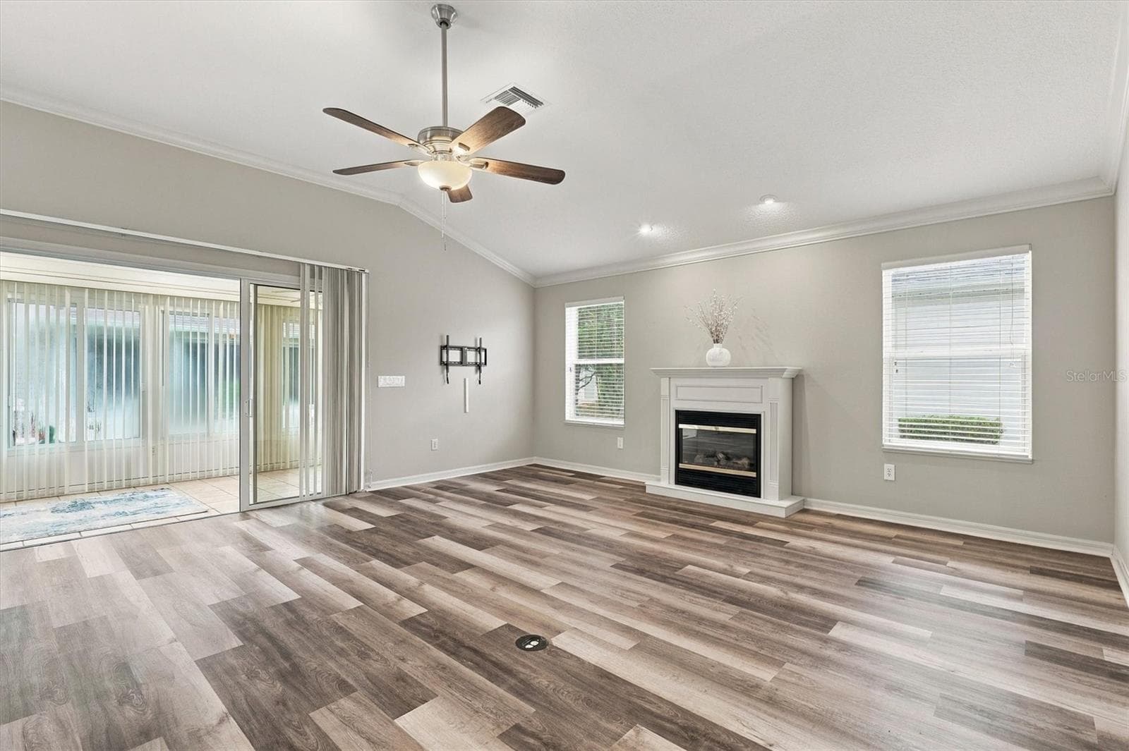 Single Family Residence at 3208 HOPEWELL ST, THE VILLAGES, photo 17 of 52