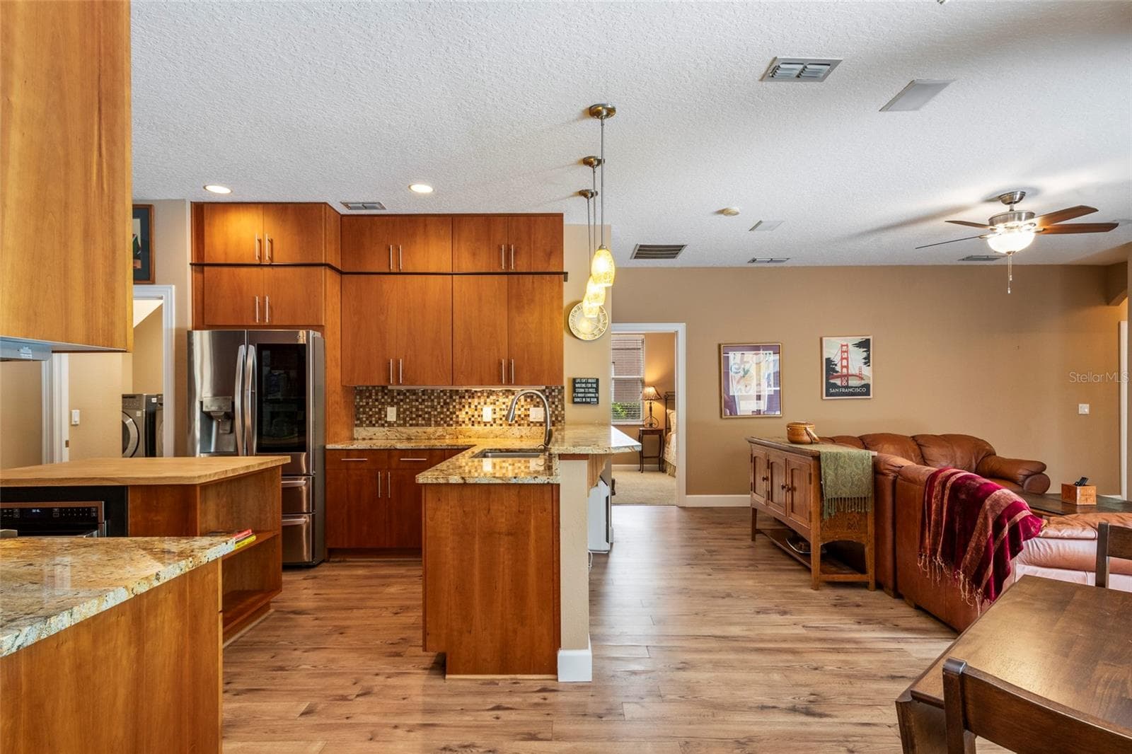 Breakfast Bar - 2712 ALOMA OAKS DR, OVIEDO
