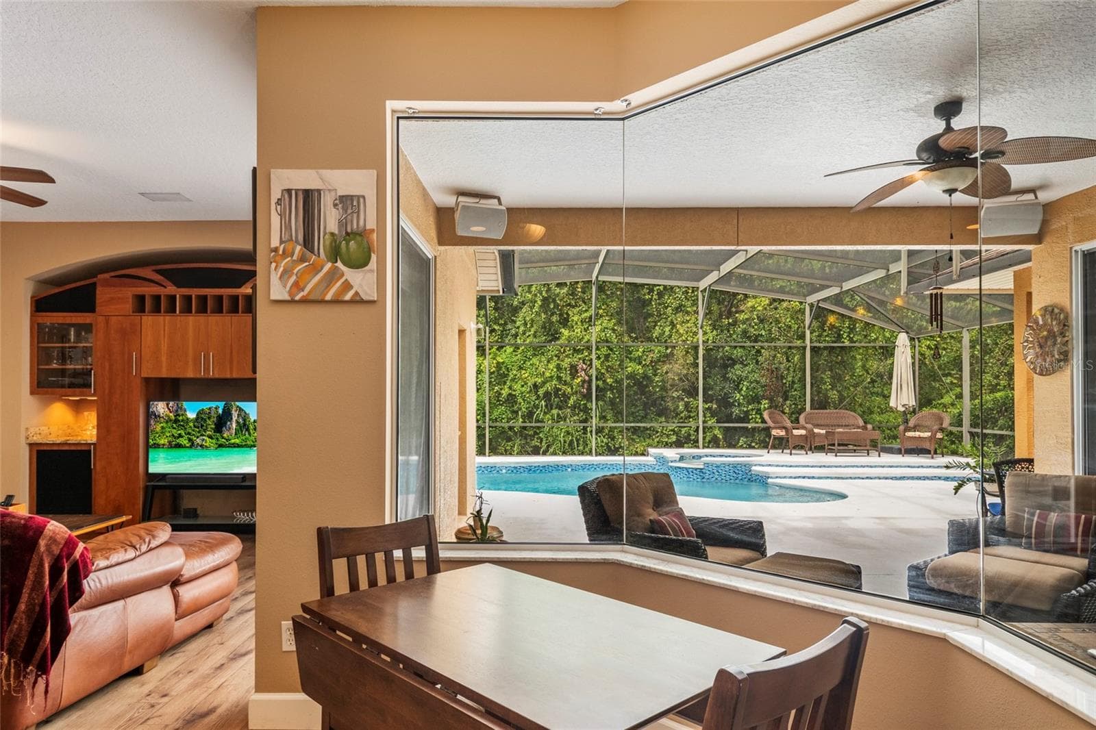View of Sparkling Pool and Hot Tub - 2712 ALOMA OAKS DR, OVIEDO