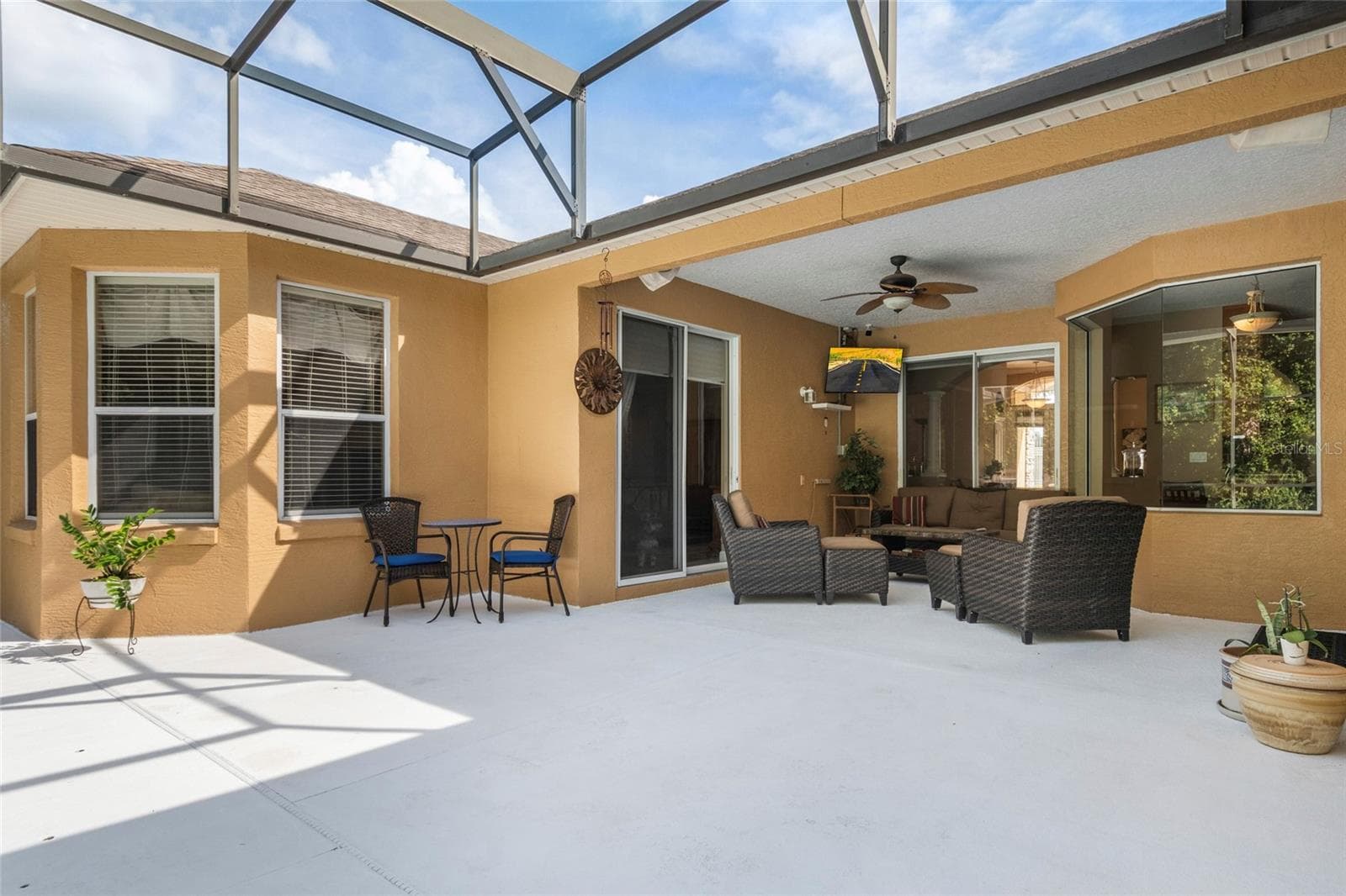 Large Lanai for outdoor entertaining and BBQ - 2712 ALOMA OAKS DR, OVIEDO