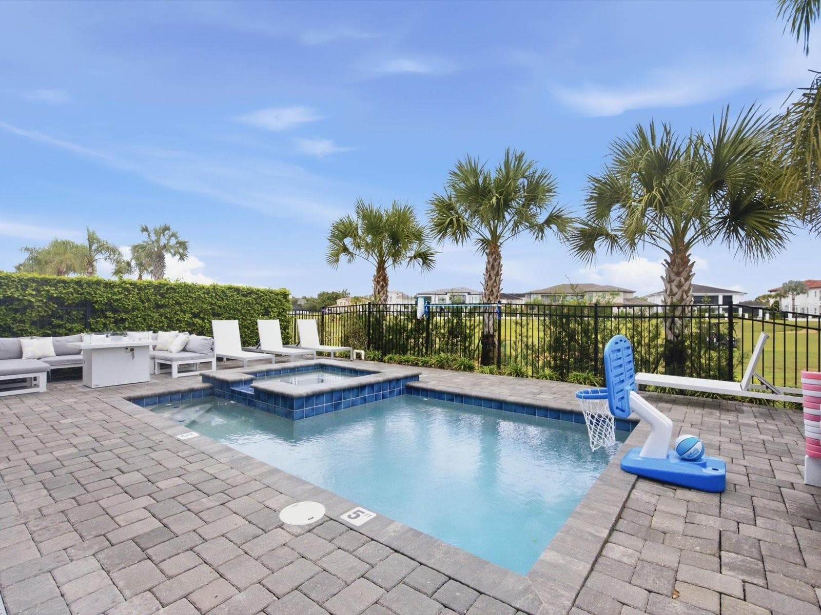 Single Family Residence at 1104 CASTLE PINES CT, KISSIMMEE, photo 40 of 47