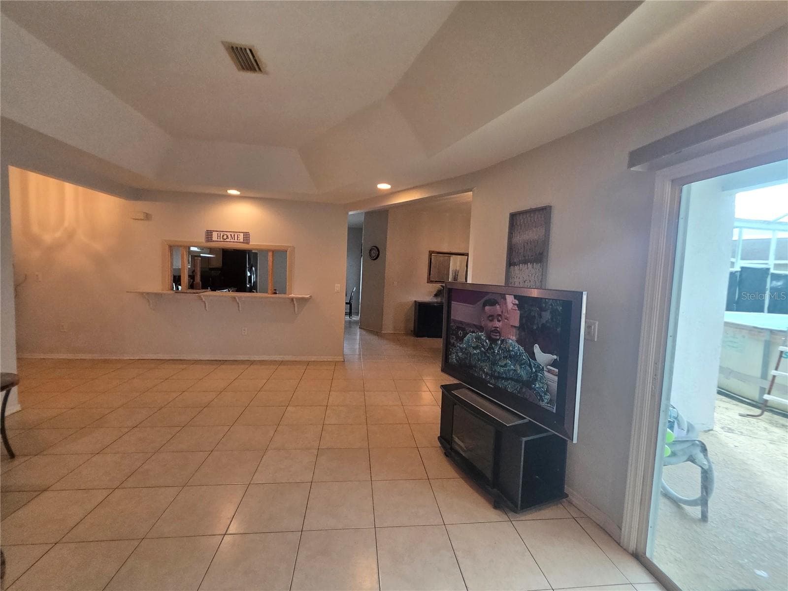 Single Family Residence at 2936 S CIRCLE DR, INVERNESS, photo 7 of 15